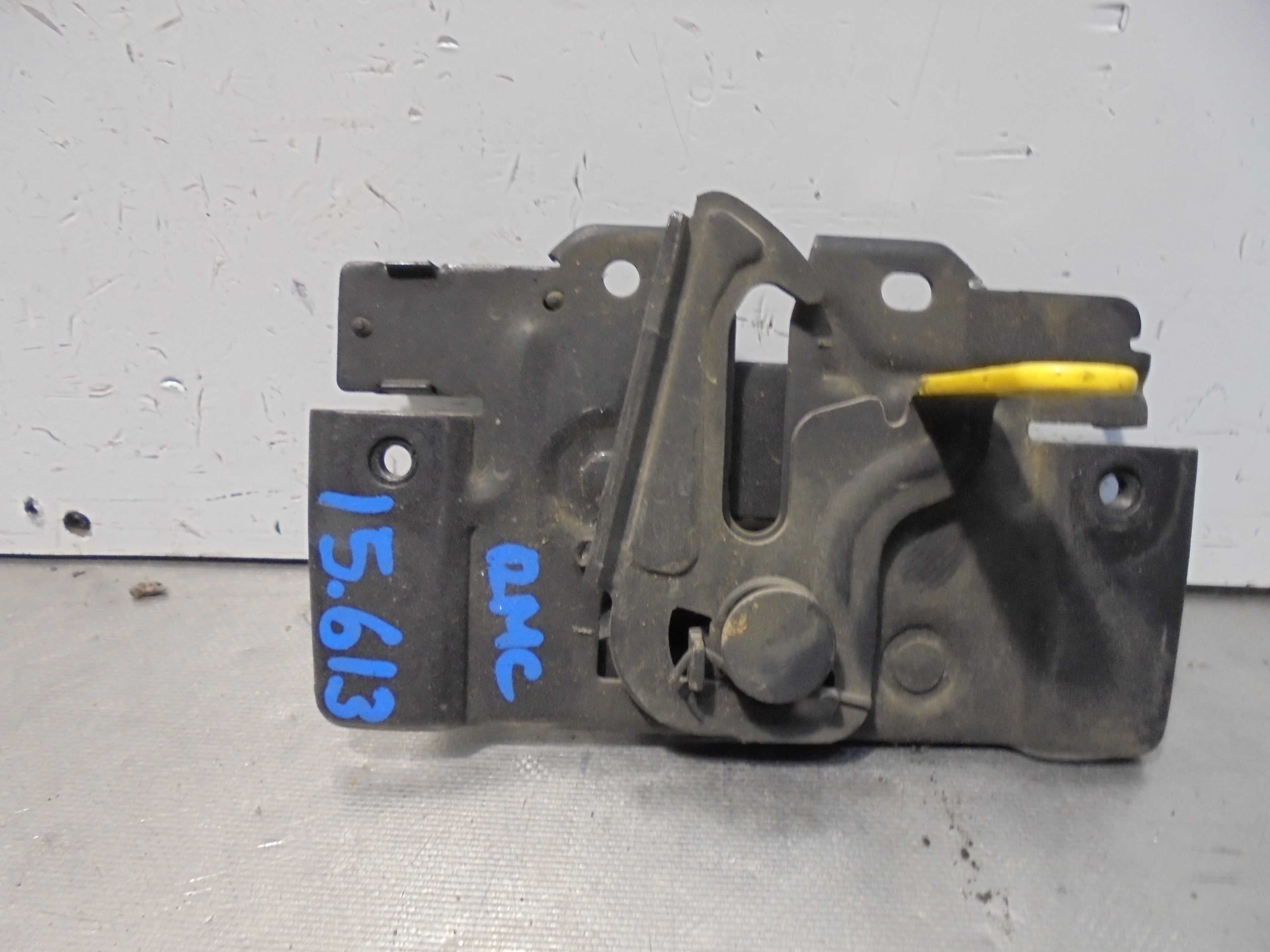 Recambio de cerradura capo para ford fiesta (cb1) 1.6 tdci cat referencia OEM IAM   