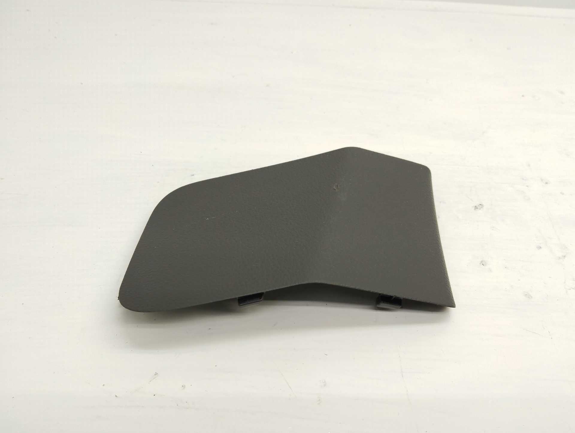 Recambio de moldura interior para volkswagen golf vii lim. 2.0 tsi referencia OEM IAM 5G6867657  