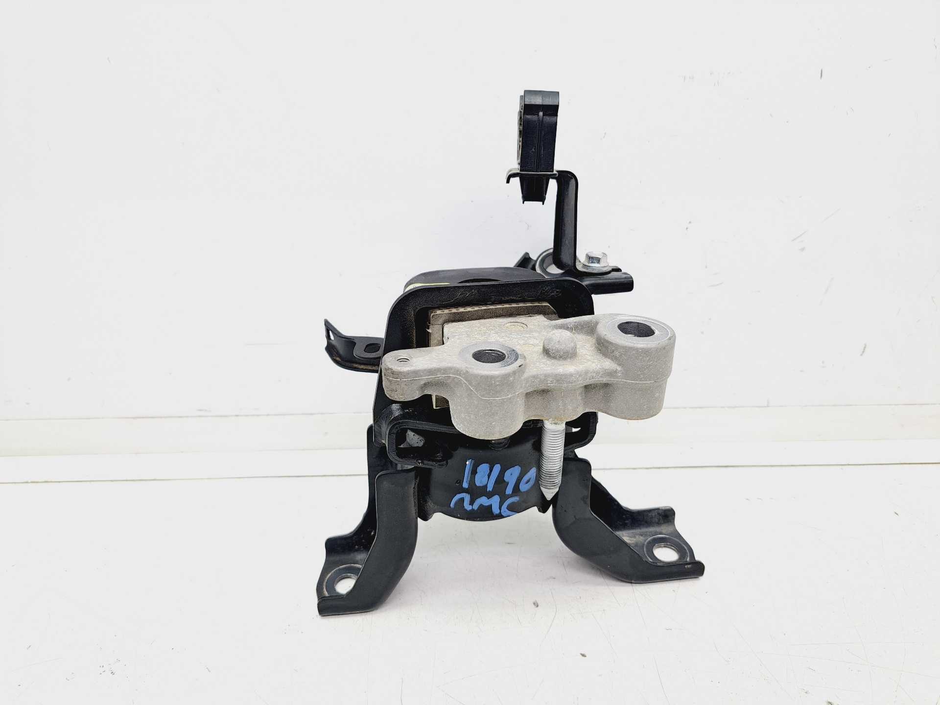 Recambio de soporte motor derecho para toyota auris hybrid active referencia OEM IAM  123050T160 