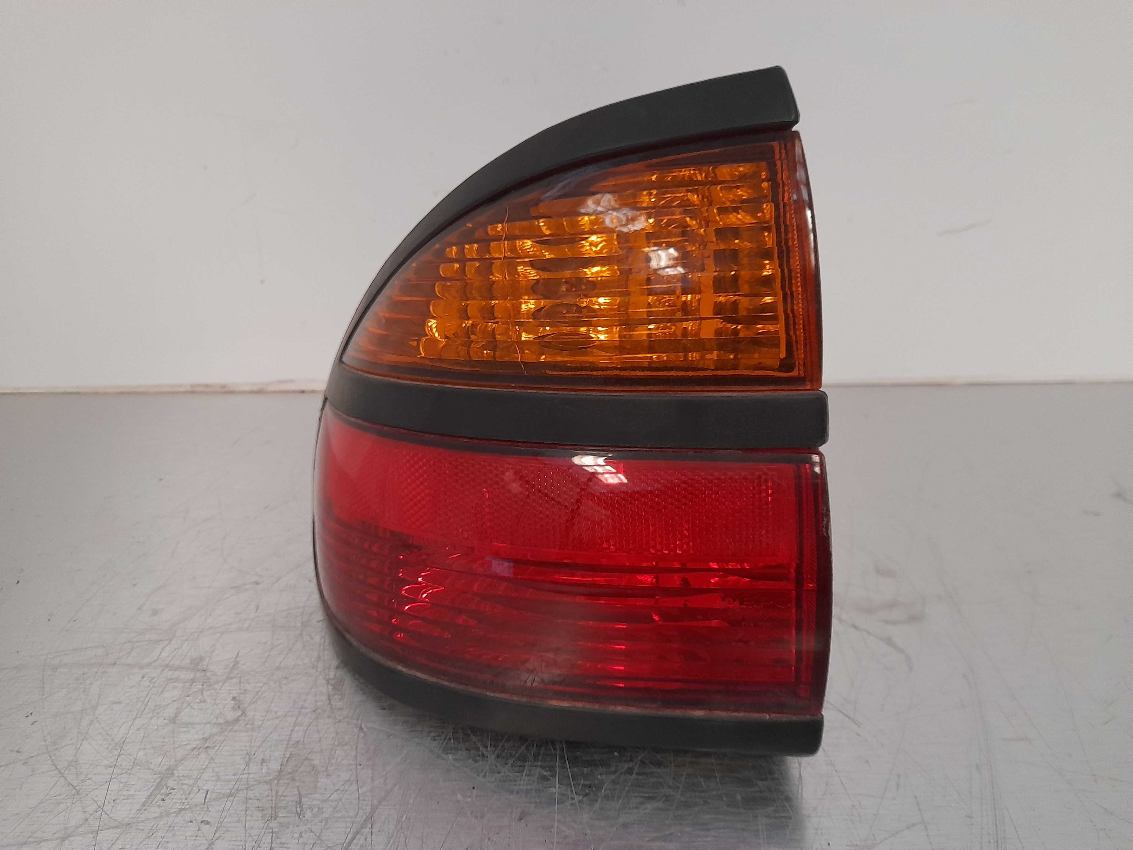 Recambio de piloto trasero izquierdo para renault laguna ii (bg0) authentique referencia OEM IAM 085511948L  