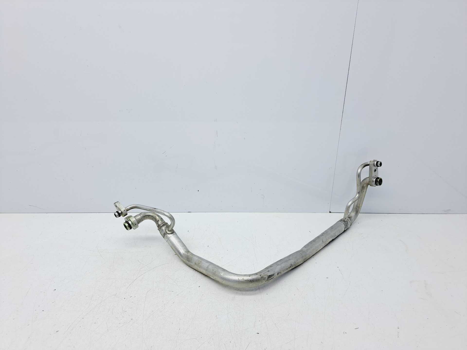 Recambio de tubos aire acondicionado para audi a3 (8v) 1.6 tdi referencia OEM IAM 5Q1816738C  