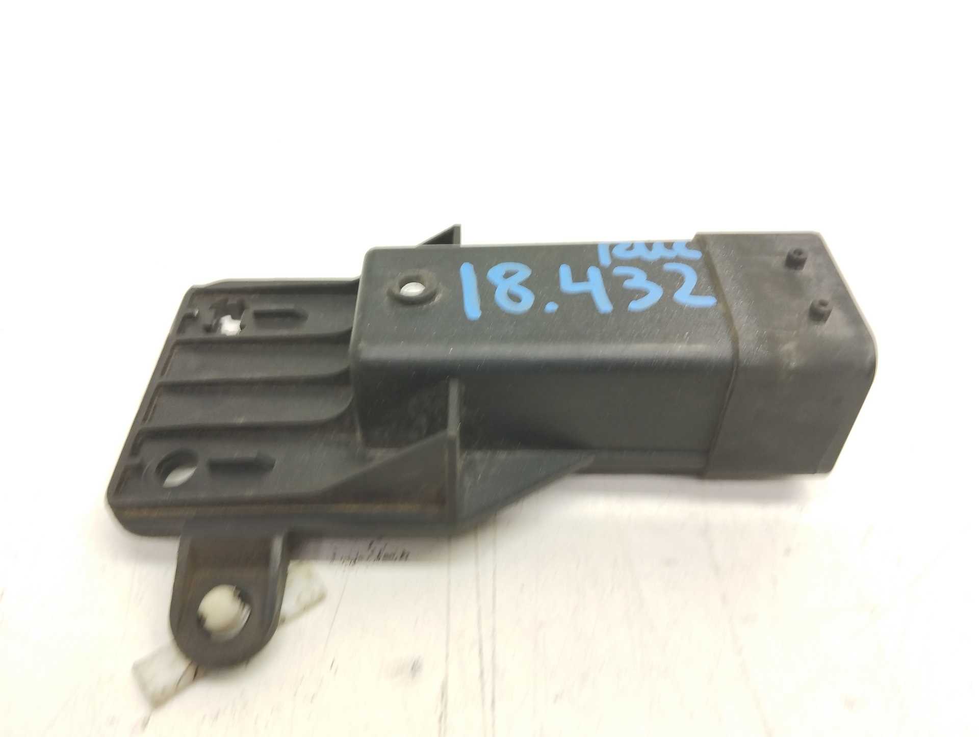 Recambio de rele de ventiladores para volkswagen polo (6r1) 1.6 tdi referencia OEM IAM 5J0919506  