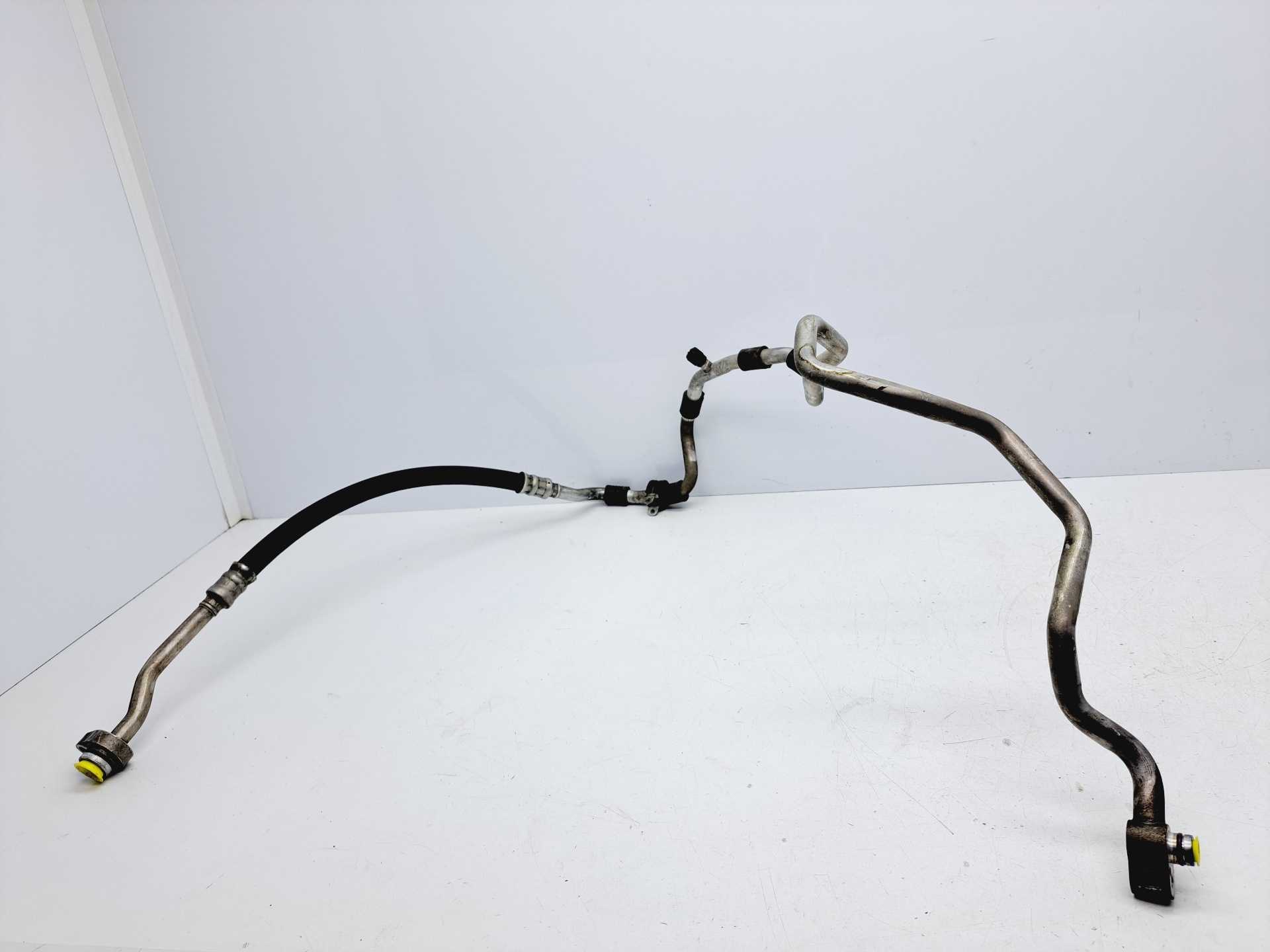 Recambio de tubos aire acondicionado para volkswagen caddy furgón/kombi 2.0 tdi referencia OEM IAM 2K1820743  