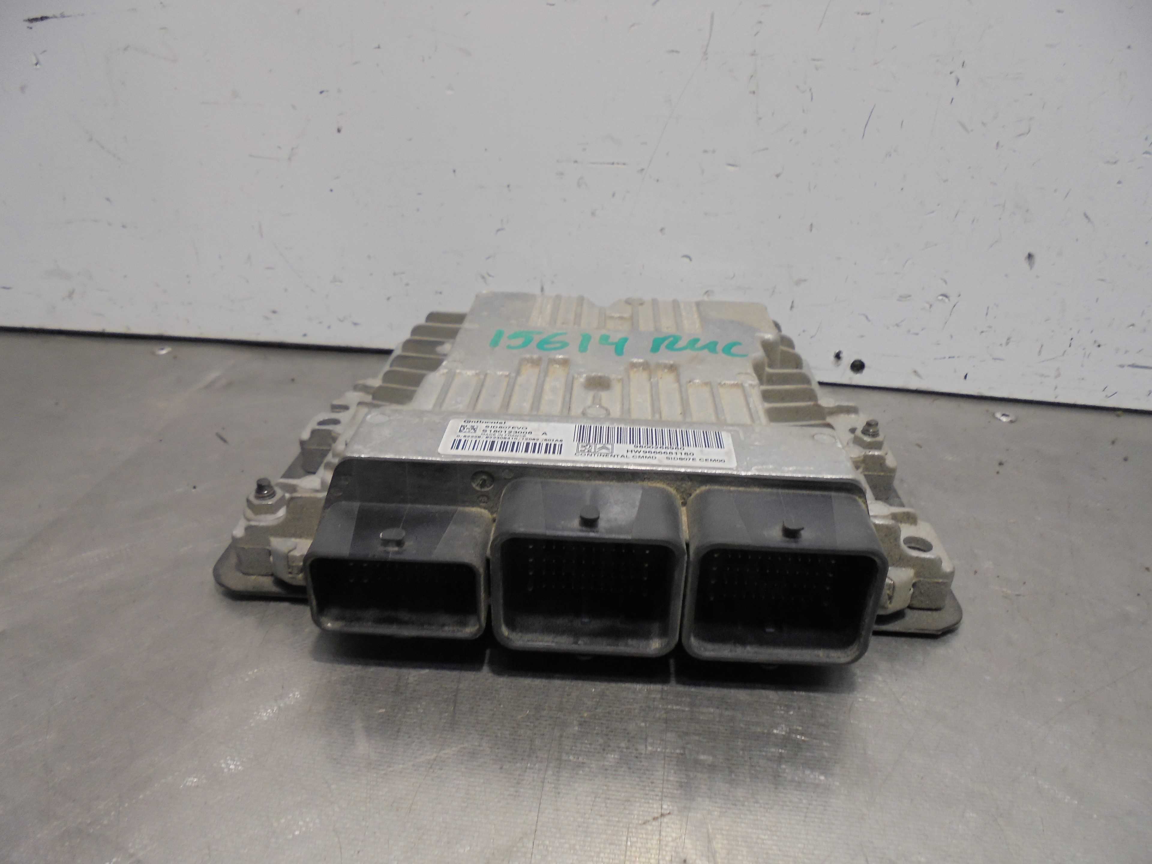 Recambio de centralita motor uce para peugeot 5008 1.6 hdi fap referencia OEM IAM 9800268980 CONTIENETAL 