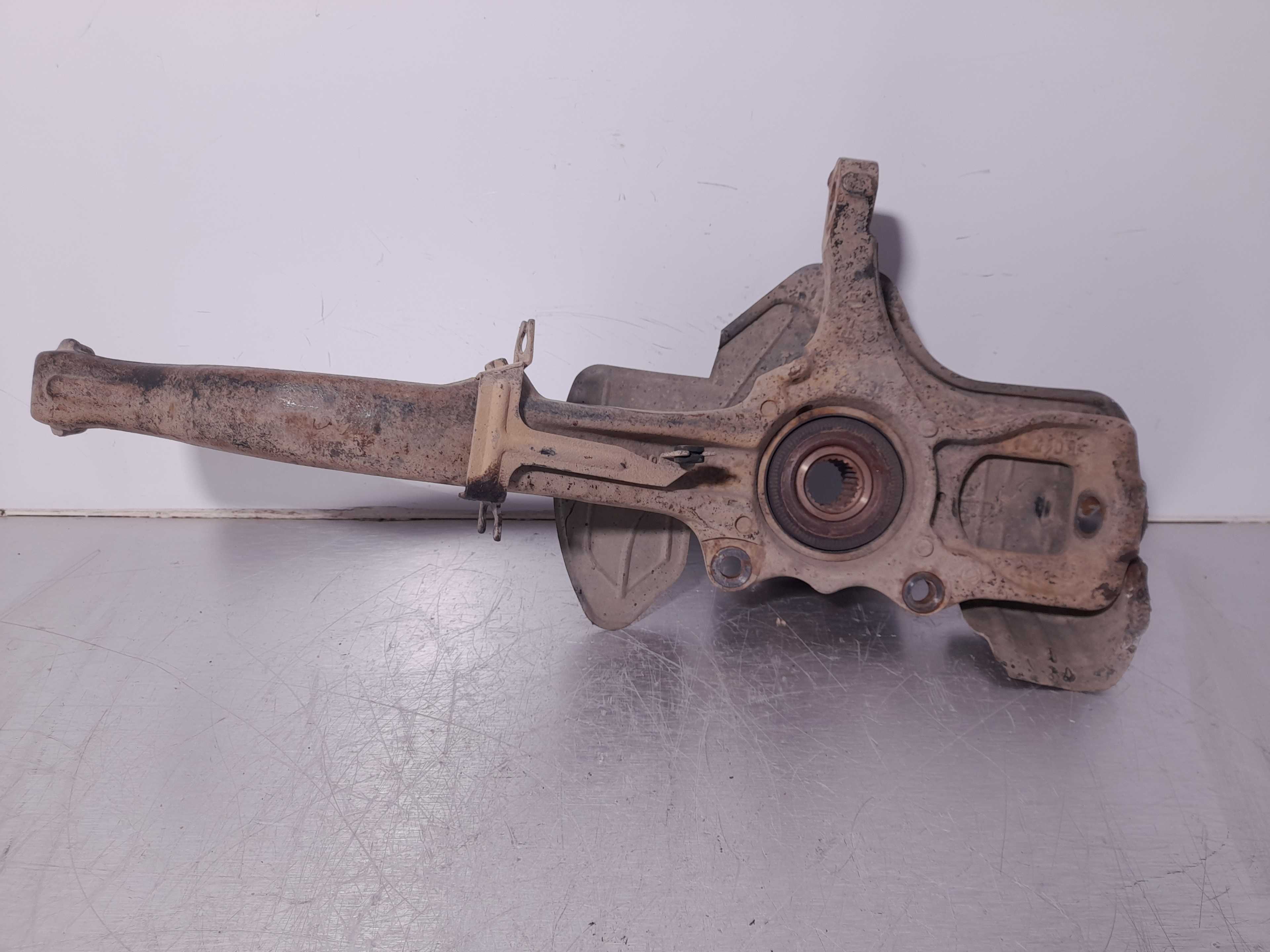 Recambio de mangueta delantera derecha para alfa romeo 156 (116) 1.9 jtd cat referencia OEM IAM   