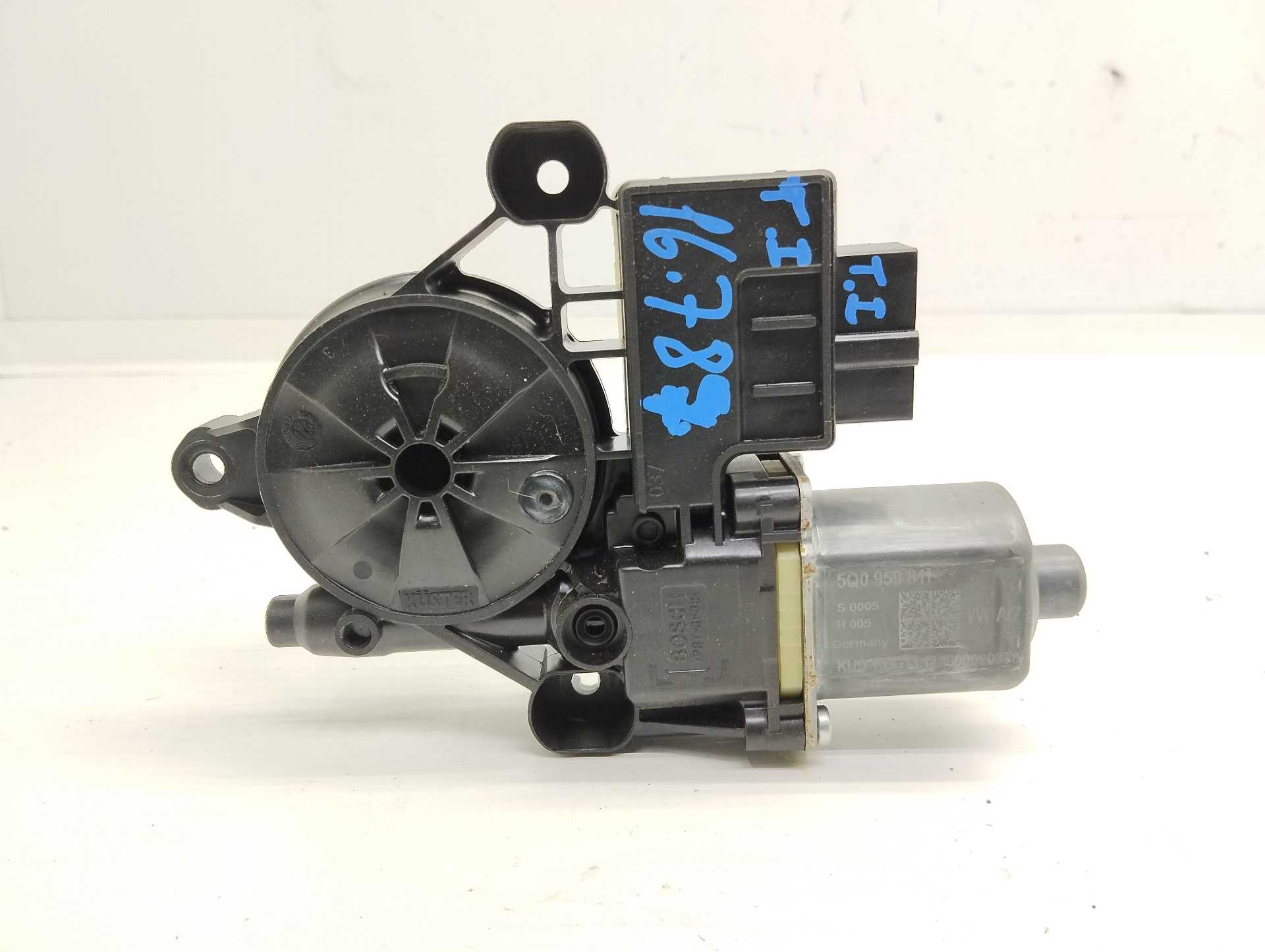 Recambio de motor elevalunas trasero izquierdo para volkswagen golf vii lim. 2.0 tsi referencia OEM IAM 5Q0959811  