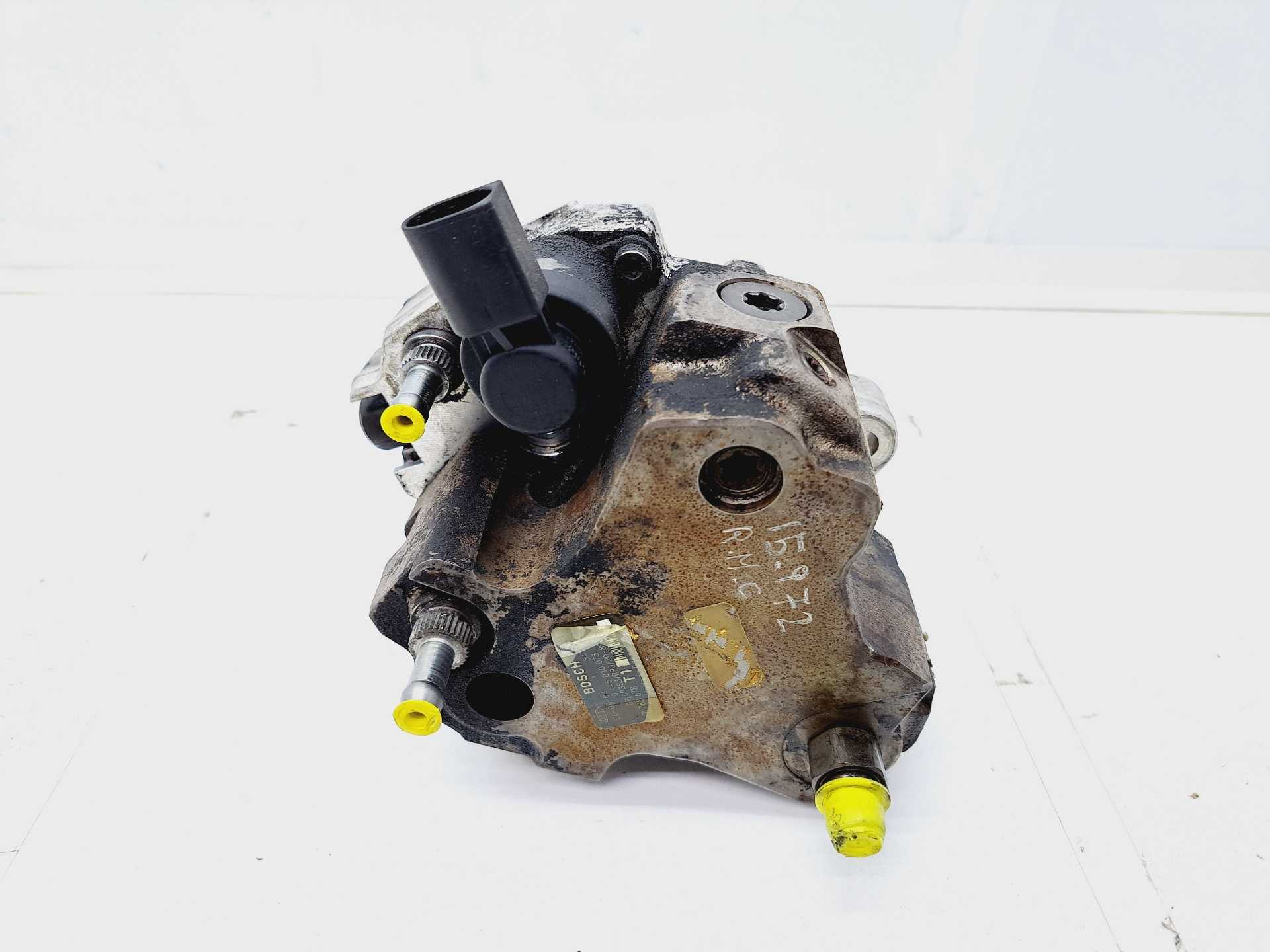 Recambio de bomba inyeccion para bmw serie 5 berlina (e60) 525d referencia OEM IAM 7788678 0445010073 BOSCH