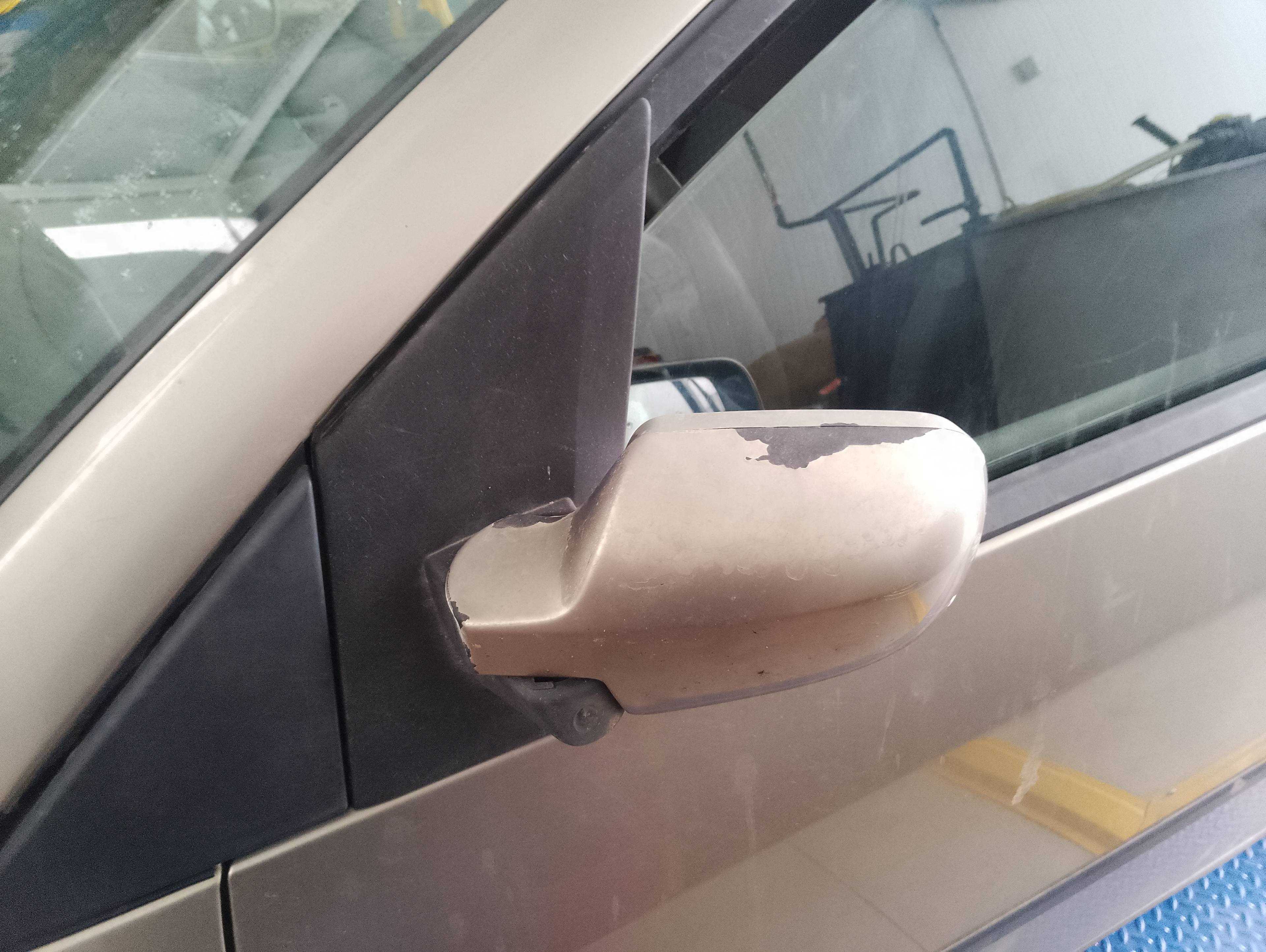 Recambio de retrovisor izquierdo para ford fiesta (cbk) ambiente referencia OEM IAM   