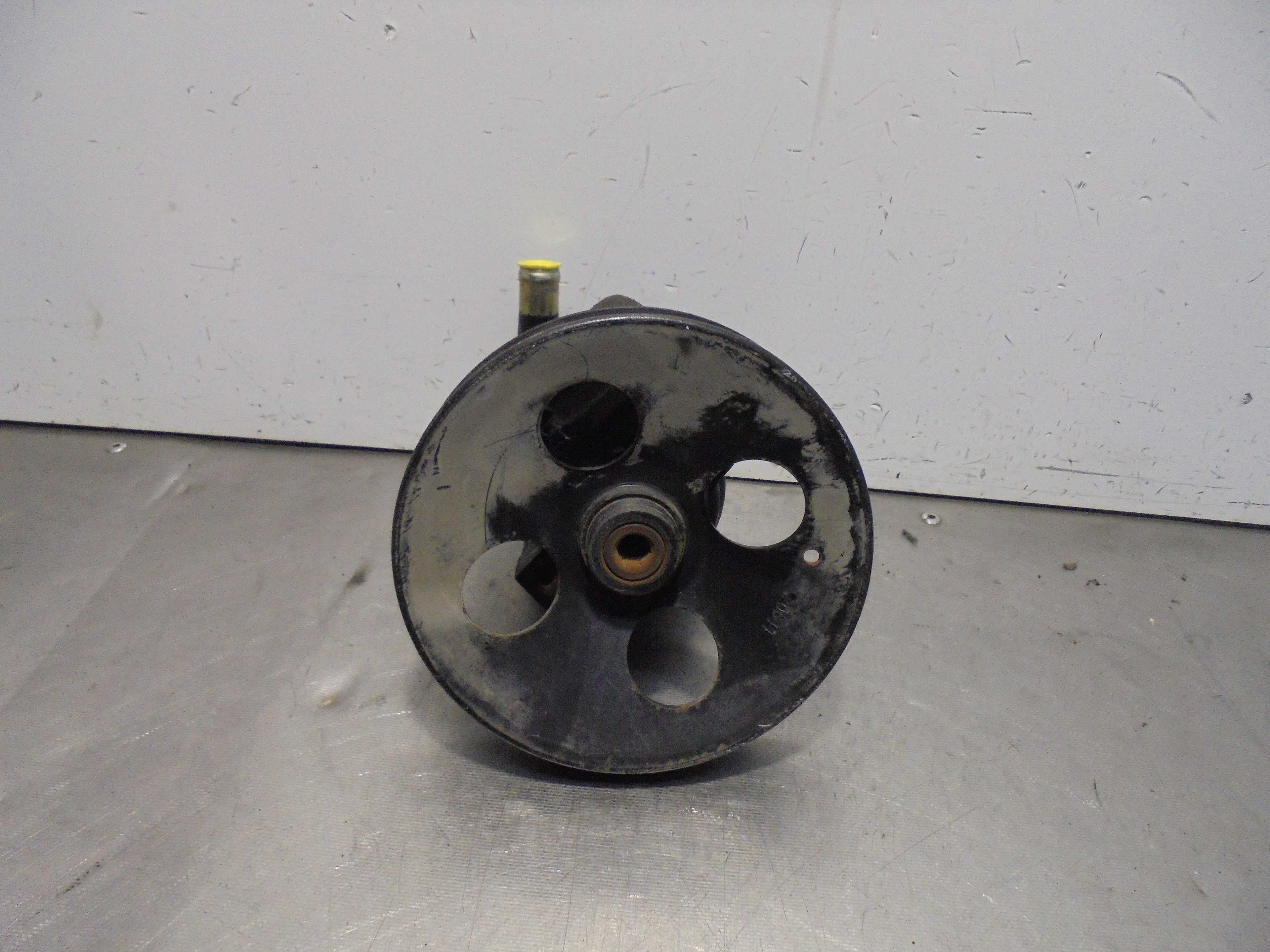 Recambio de bomba direccion para opel astra f berlina básico referencia OEM IAM   
