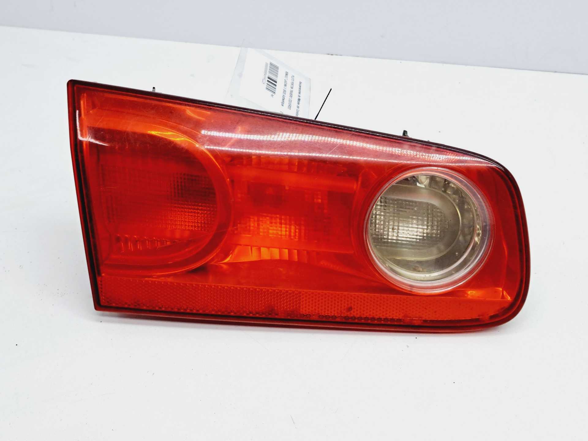Recambio de piloto porton trasero izquierdo para renault laguna ii (bg0) authentique referencia OEM IAM   