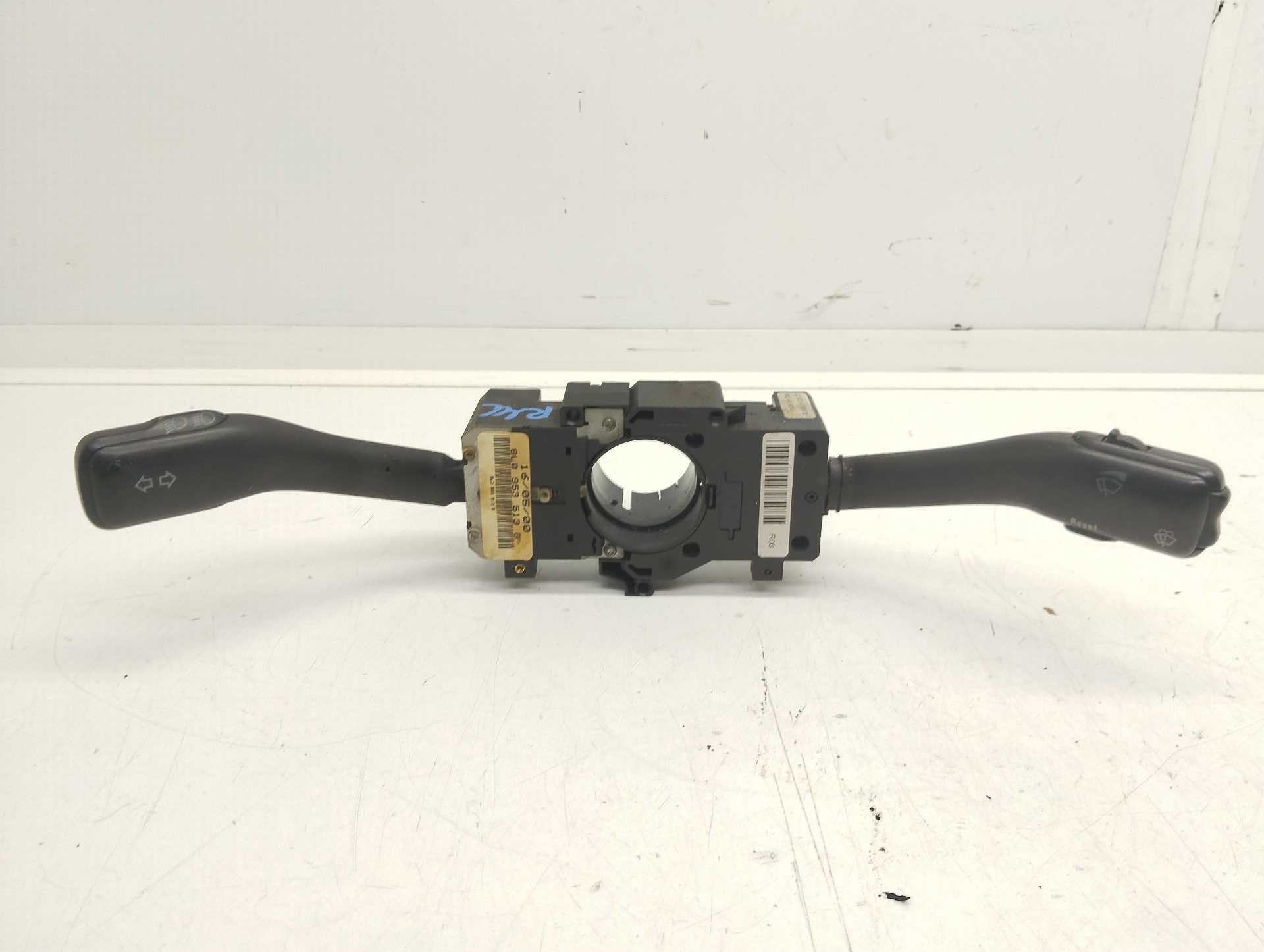 Recambio de mando luces para volkswagen bora berlina (1j2) 1.9 tdi referencia OEM IAM 8L09535130  