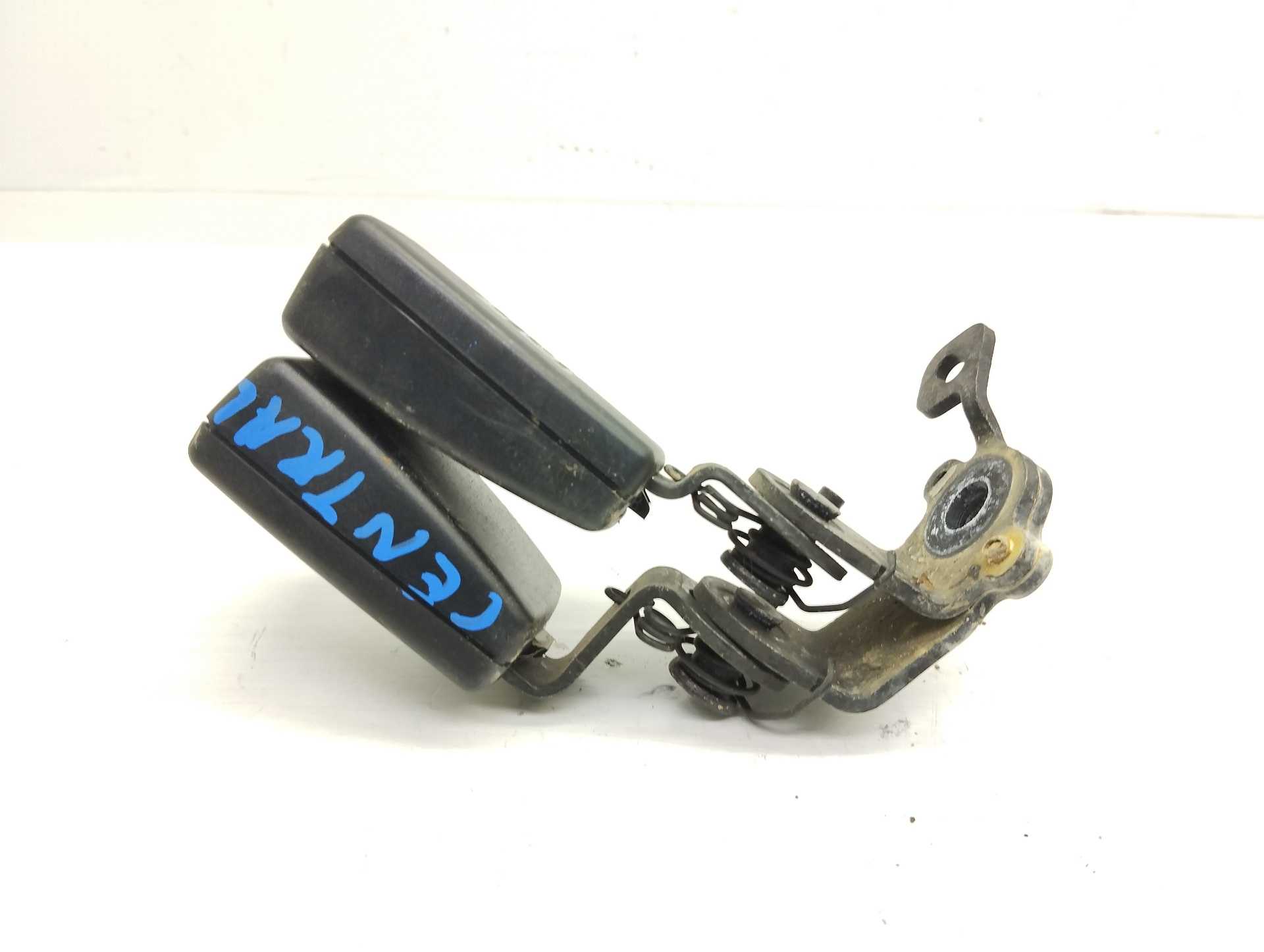 Recambio de anclaje cinturon de seguridad para volkswagen golf vii lim. 2.0 tsi referencia OEM IAM 8V0857739A  