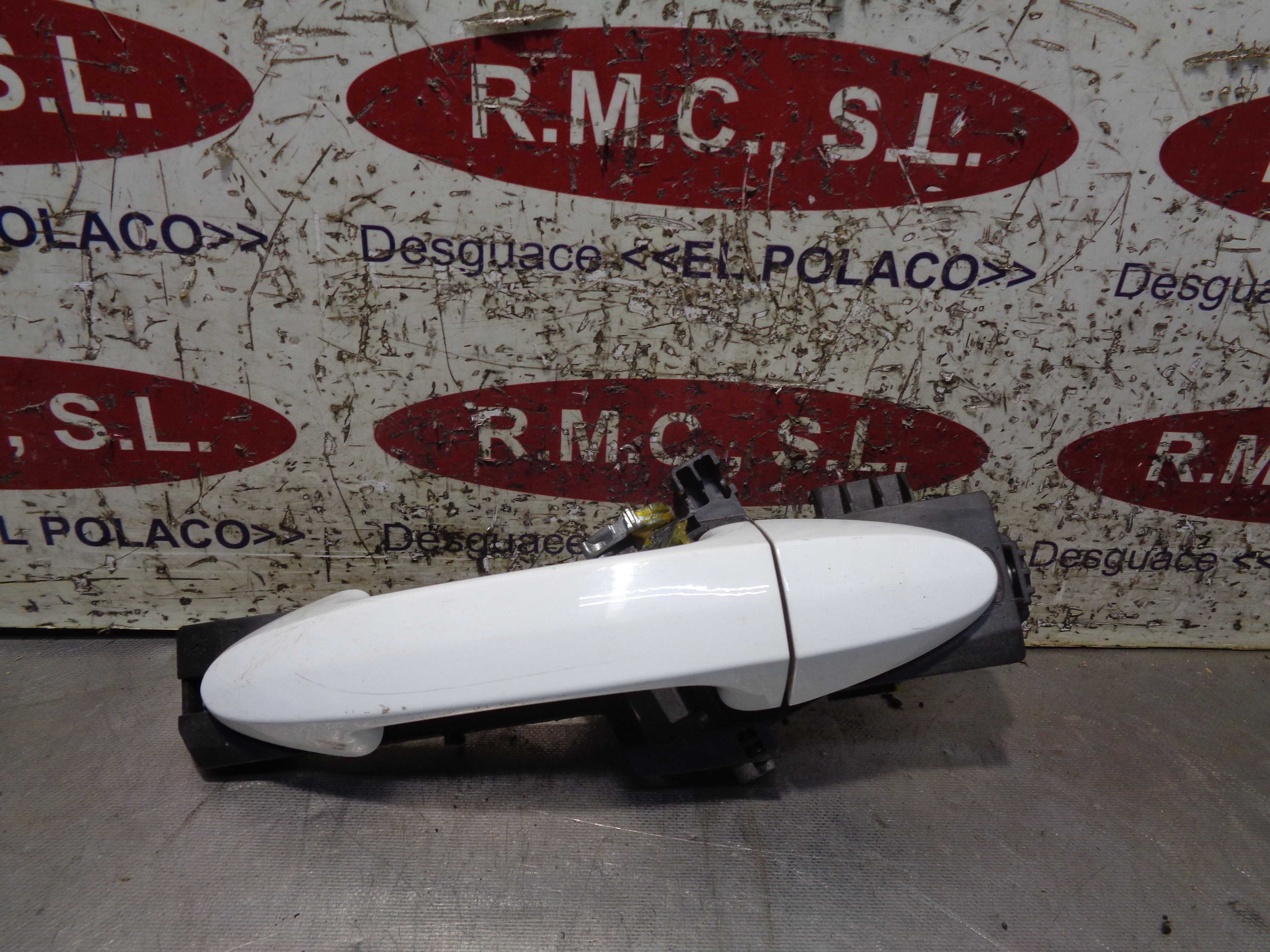 Recambio de maneta exterior trasera izquierda para ford fiesta (ccn) ambiente referencia OEM IAM 8A61A224A37  