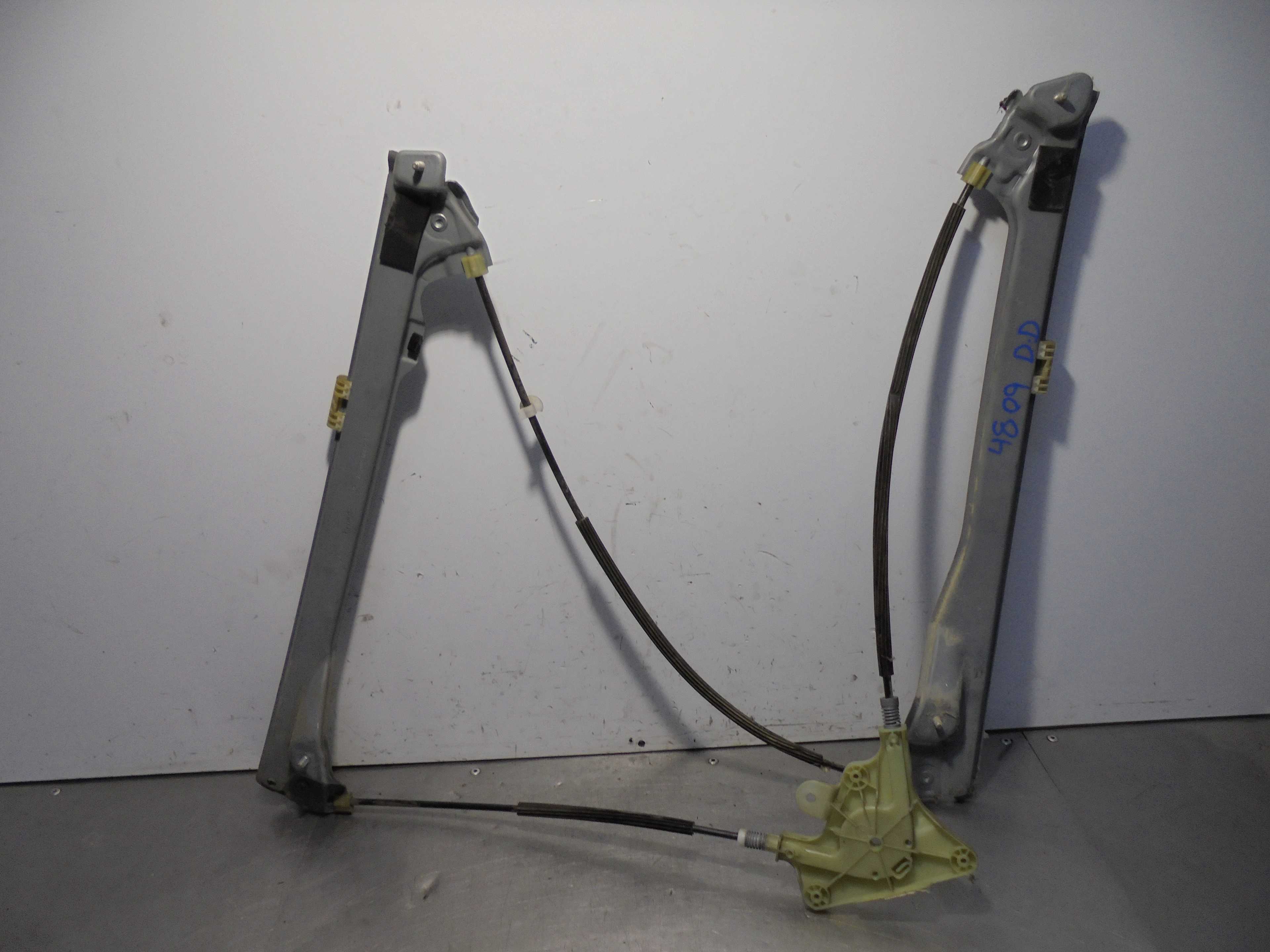 Recambio de elevalunas delantero derecho para renault laguna iii 1.5 dci diesel referencia OEM IAM 807000002R BROSE 