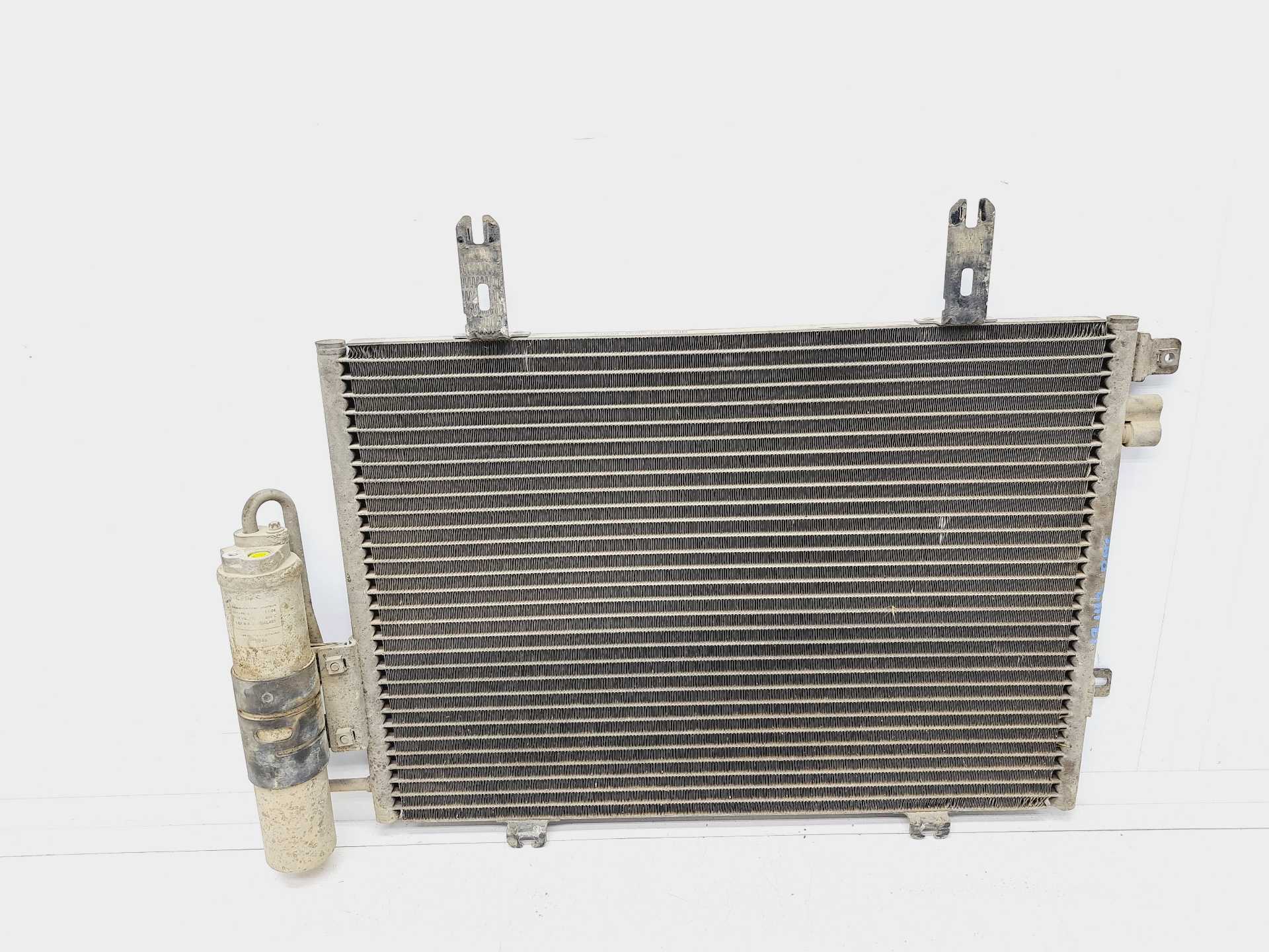 Recambio de condensador / radiador aire acondicionado para renault kangoo (f/kc0) alize referencia OEM IAM 8200221131 874865L VA