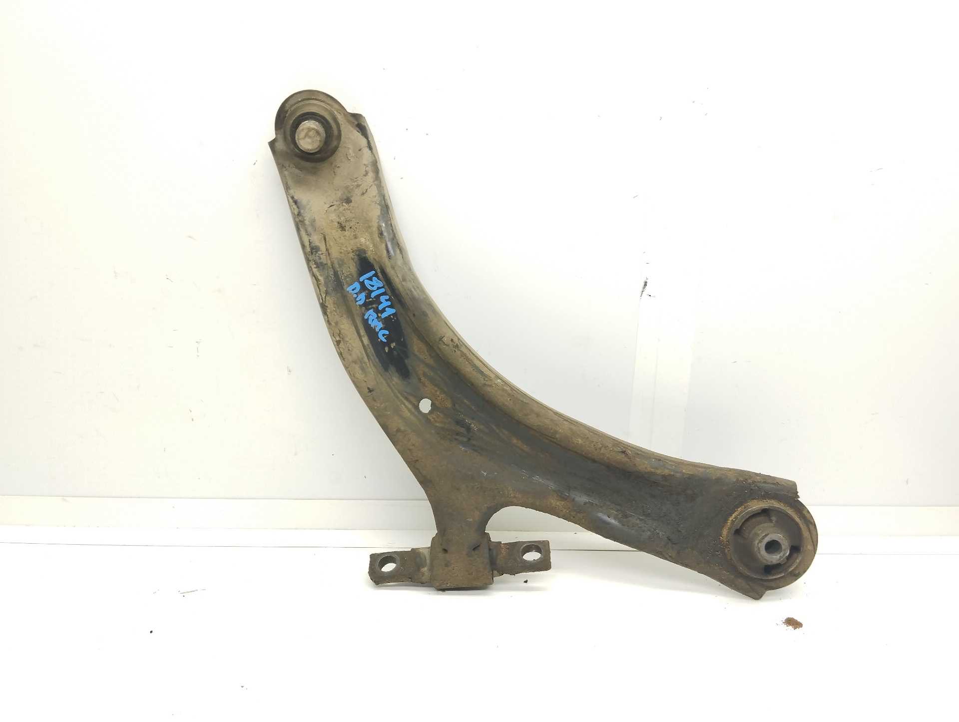 Recambio de brazo suspension inferior delantero derecho para renault koleos bose edition referencia OEM IAM   