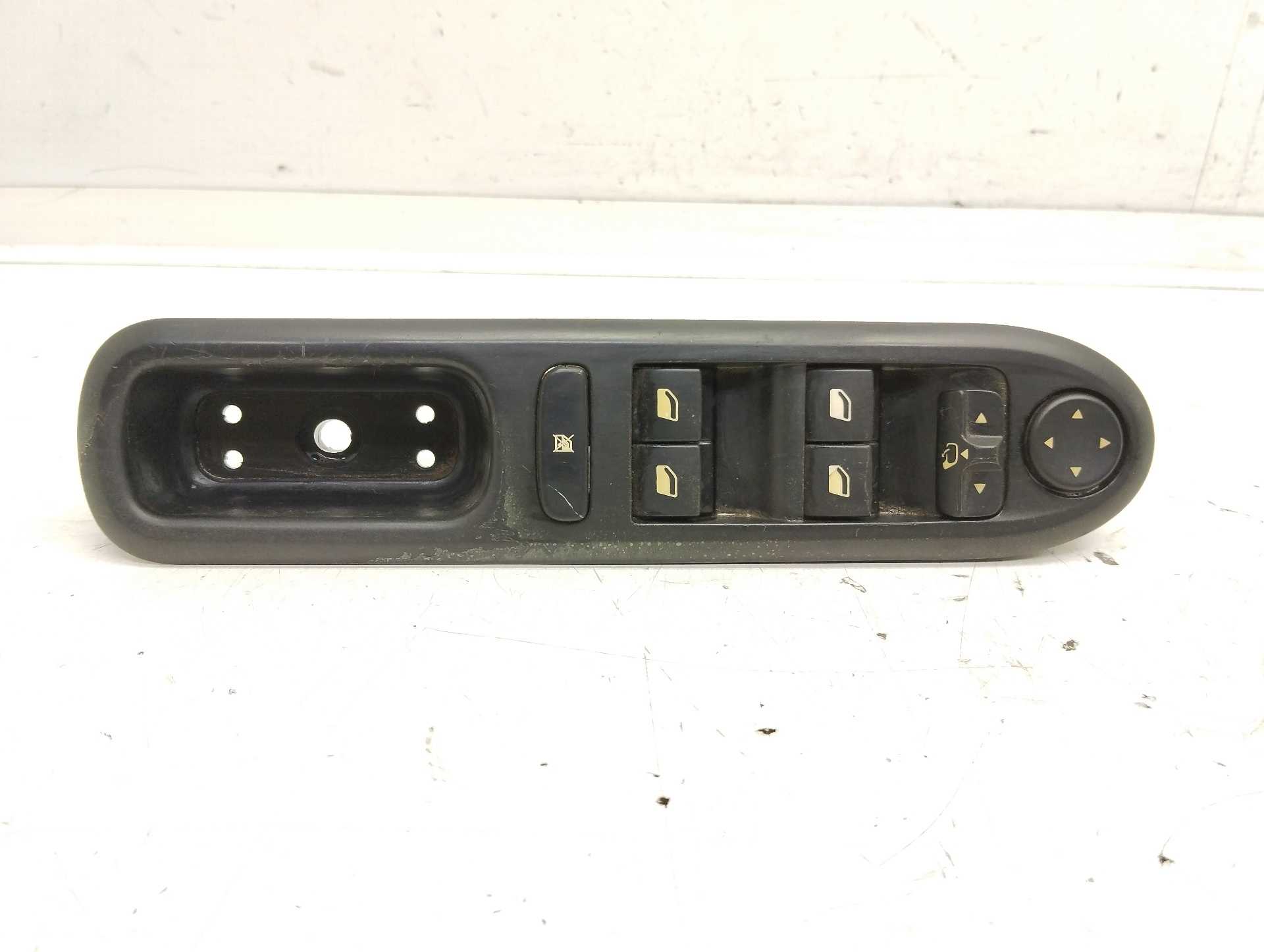 Recambio de mando elevalunas delantero izquierdo para peugeot 407 st confort referencia OEM IAM 5326970071  