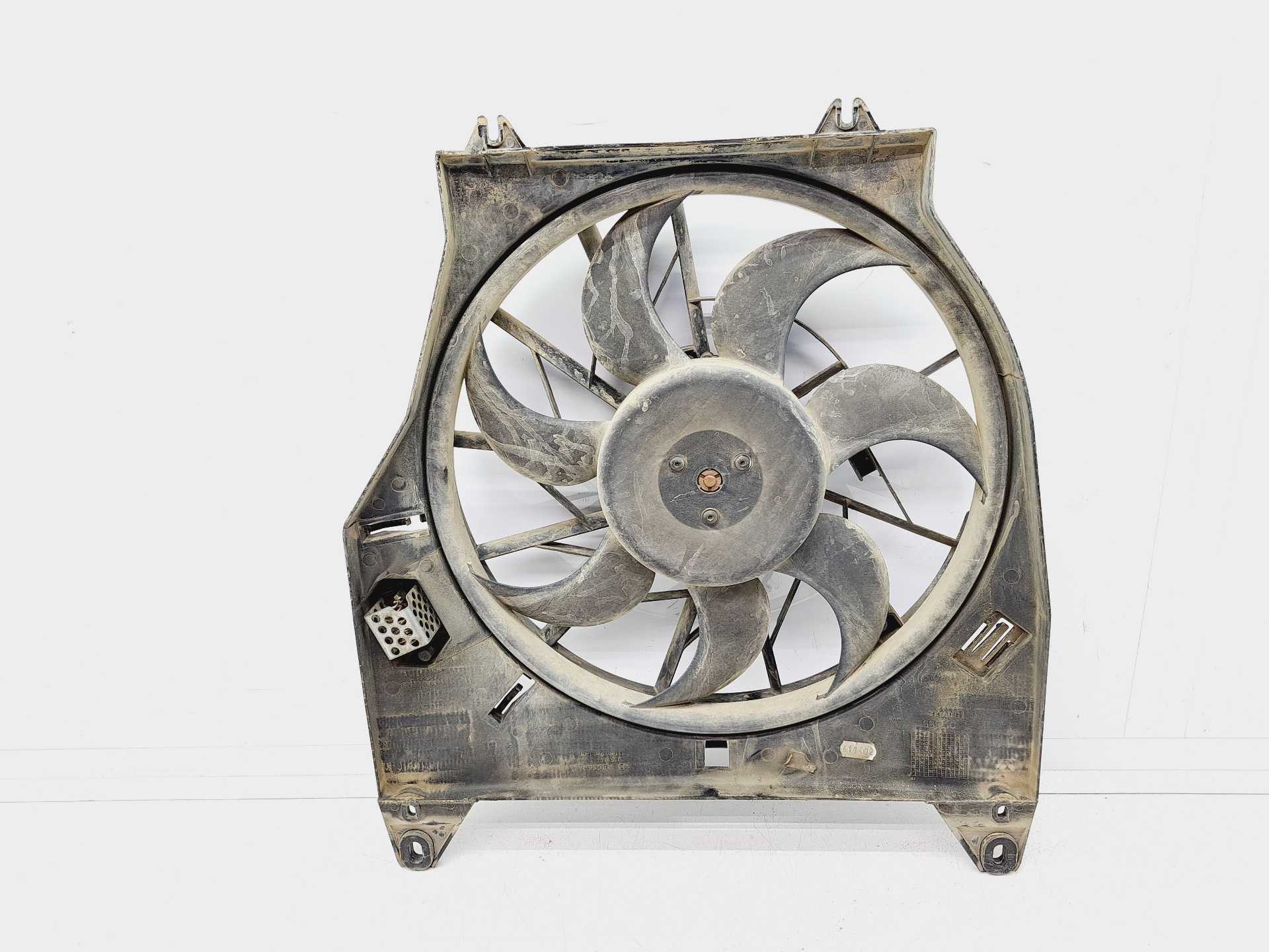 Recambio de electroventilador para renault kangoo (f/kc0) alize referencia OEM IAM 7700301278 0130303814 BOSCH