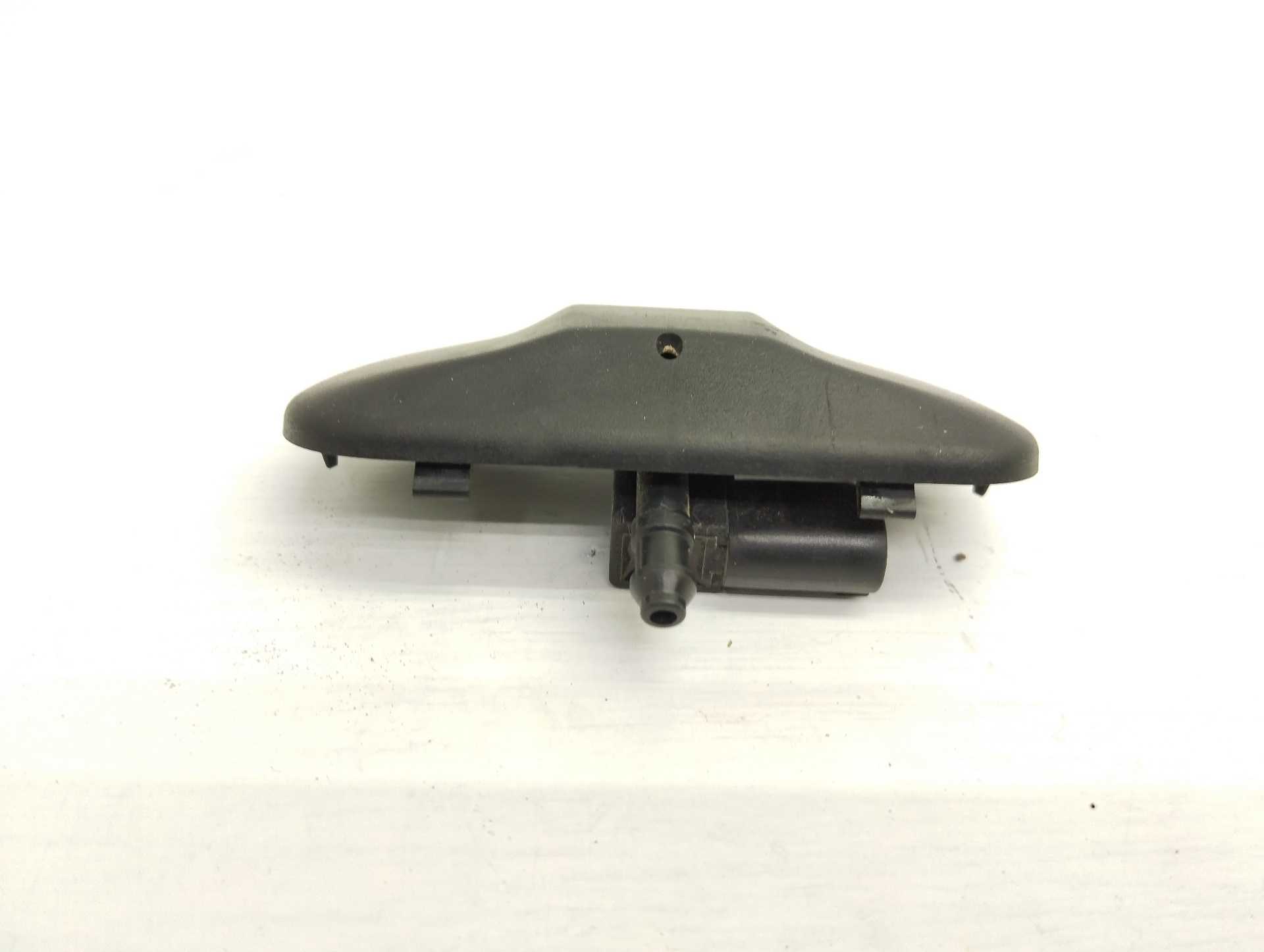 Recambio de bomba lavafaros para volkswagen golf vii lim. 2.0 tsi referencia OEM IAM 5M0955986C  