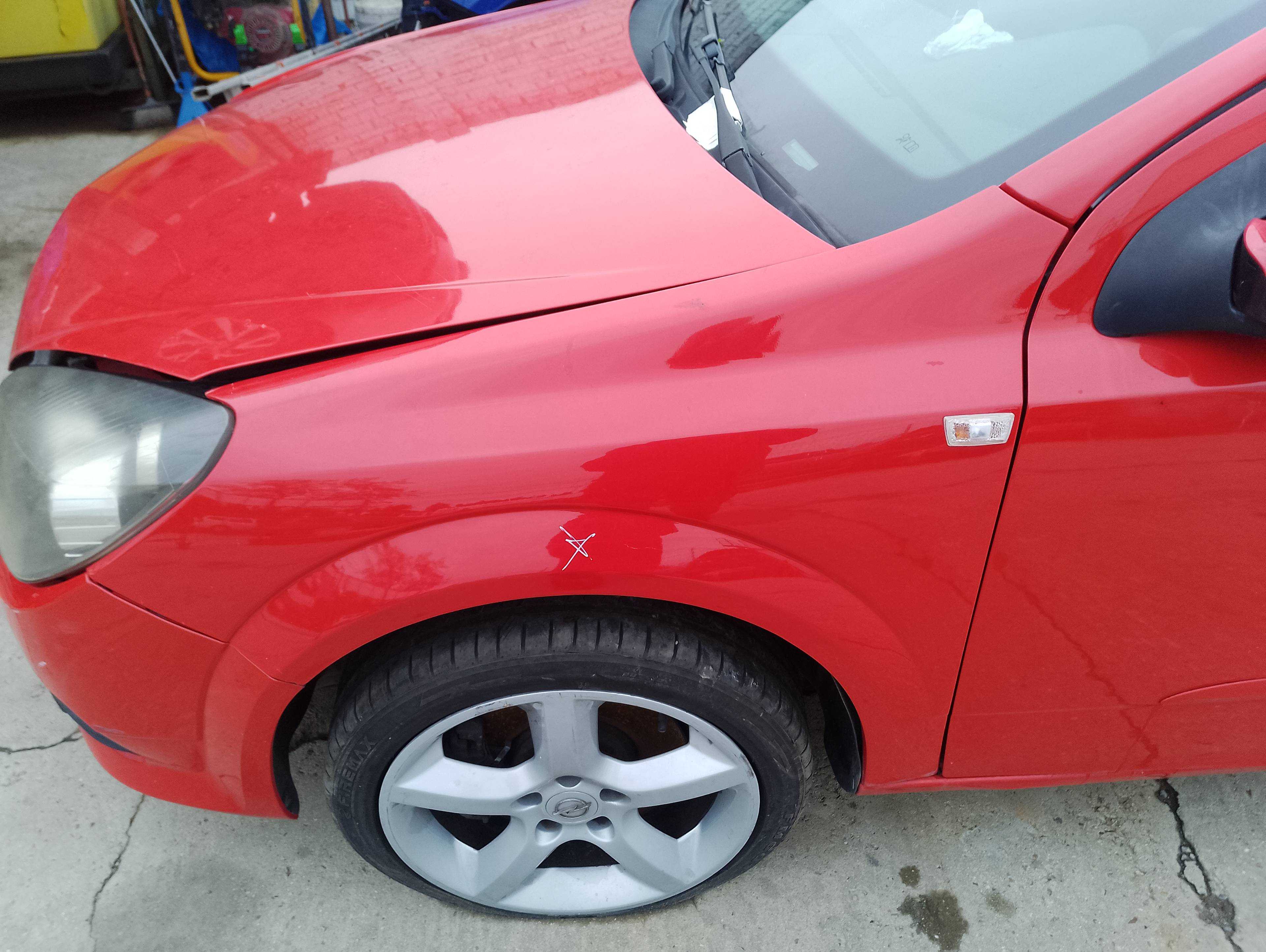 Recambio de aleta delantera izquierda para opel astra gtc cosmo referencia OEM IAM   
