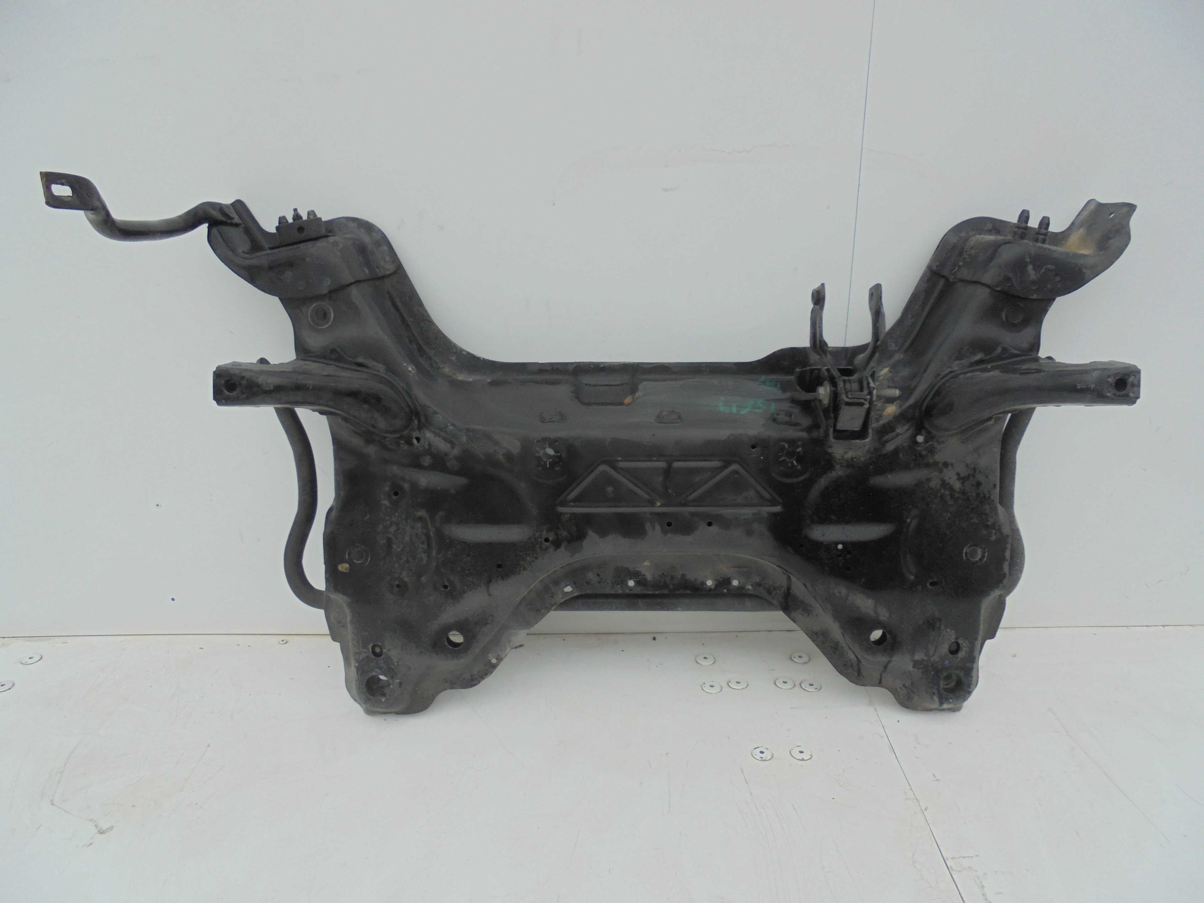 Recambio de cuna motor para peugeot 5008 1.6 hdi fap referencia OEM IAM   