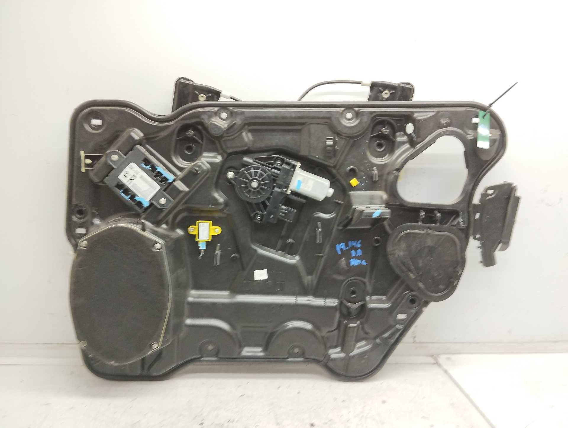 Recambio de elevalunas delantero derecho para fiat freemont (345) urban referencia OEM IAM C22330100 WR12769 K68043734AA