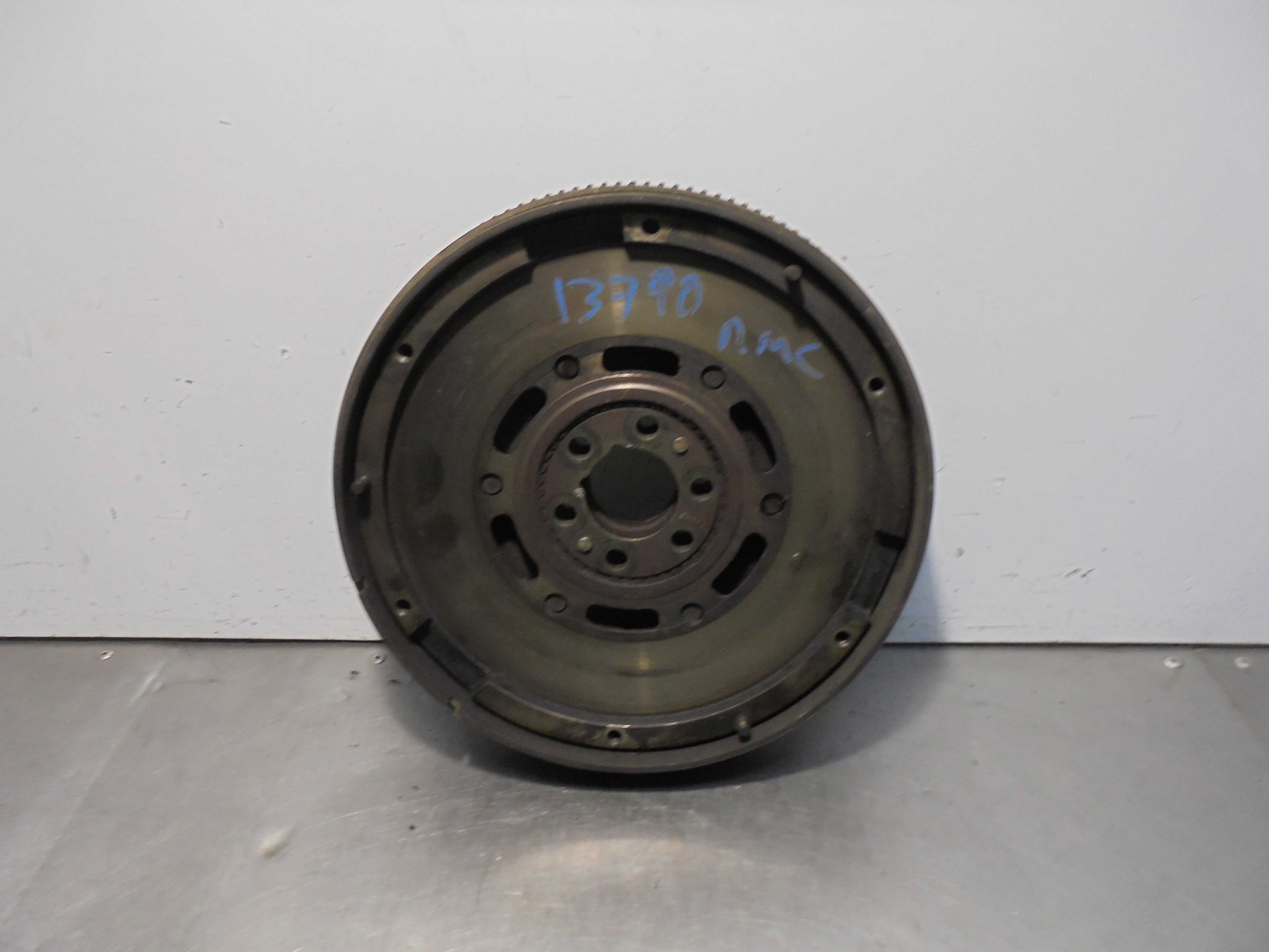Recambio de volante motor para volkswagen passat berlina (3b2) comfortline referencia OEM IAM   