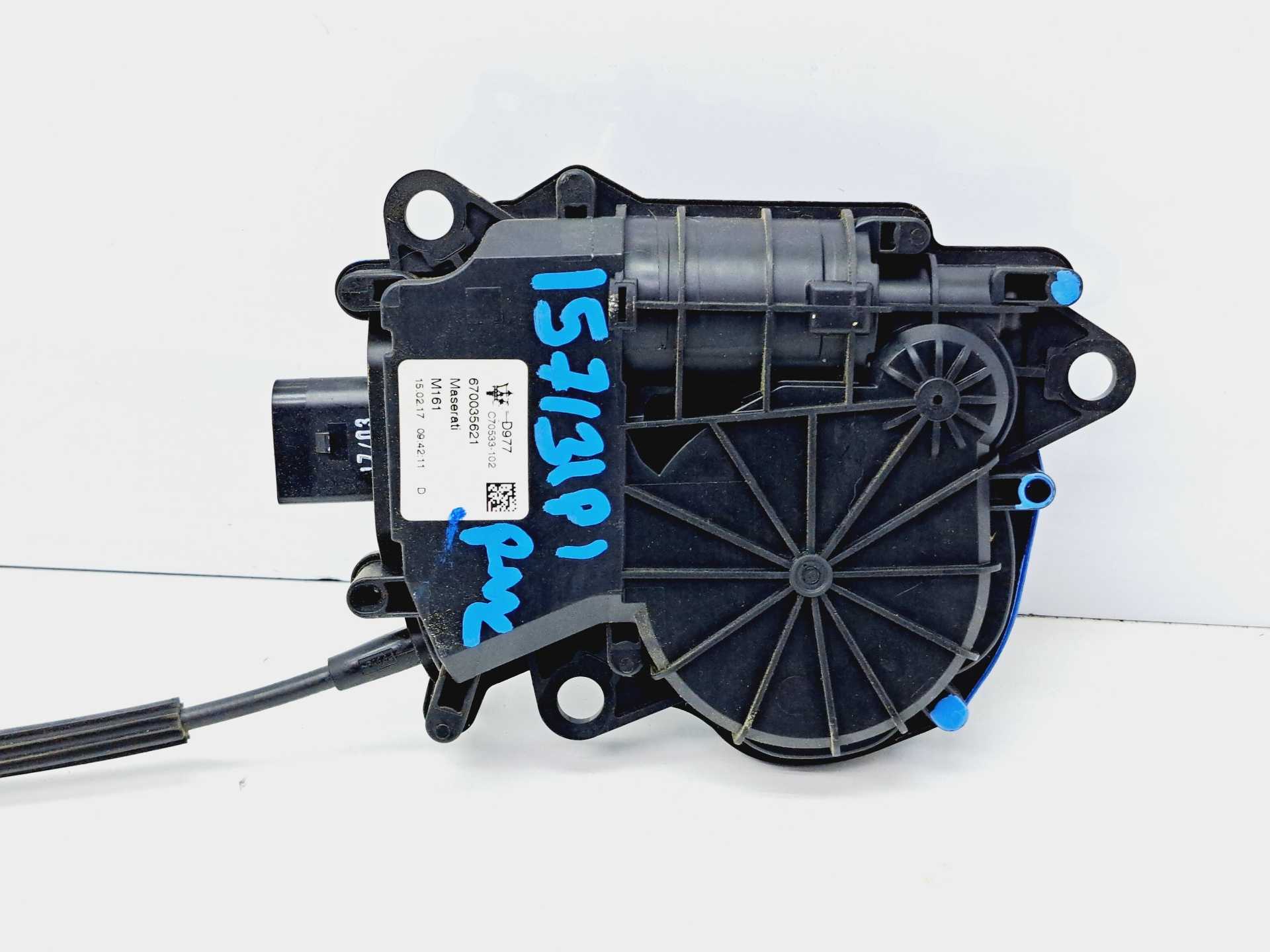 Recambio de motor cierre centralizado porton para alfa romeo stelvio (630) executive 4wd referencia OEM IAM 670035621  