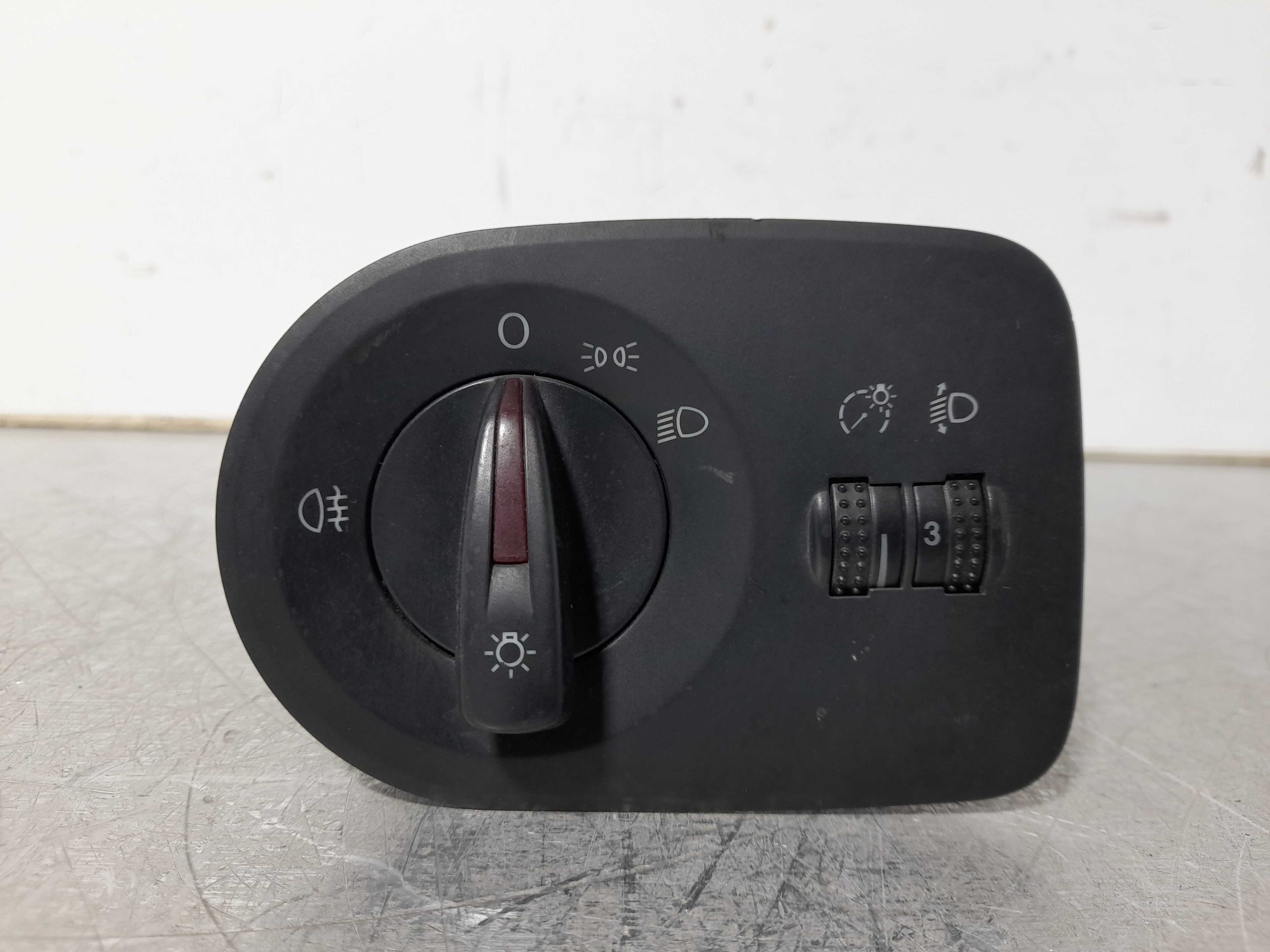 Recambio de mando luces para seat ibiza (6j5) ecomotive referencia OEM IAM 6J1941531H  