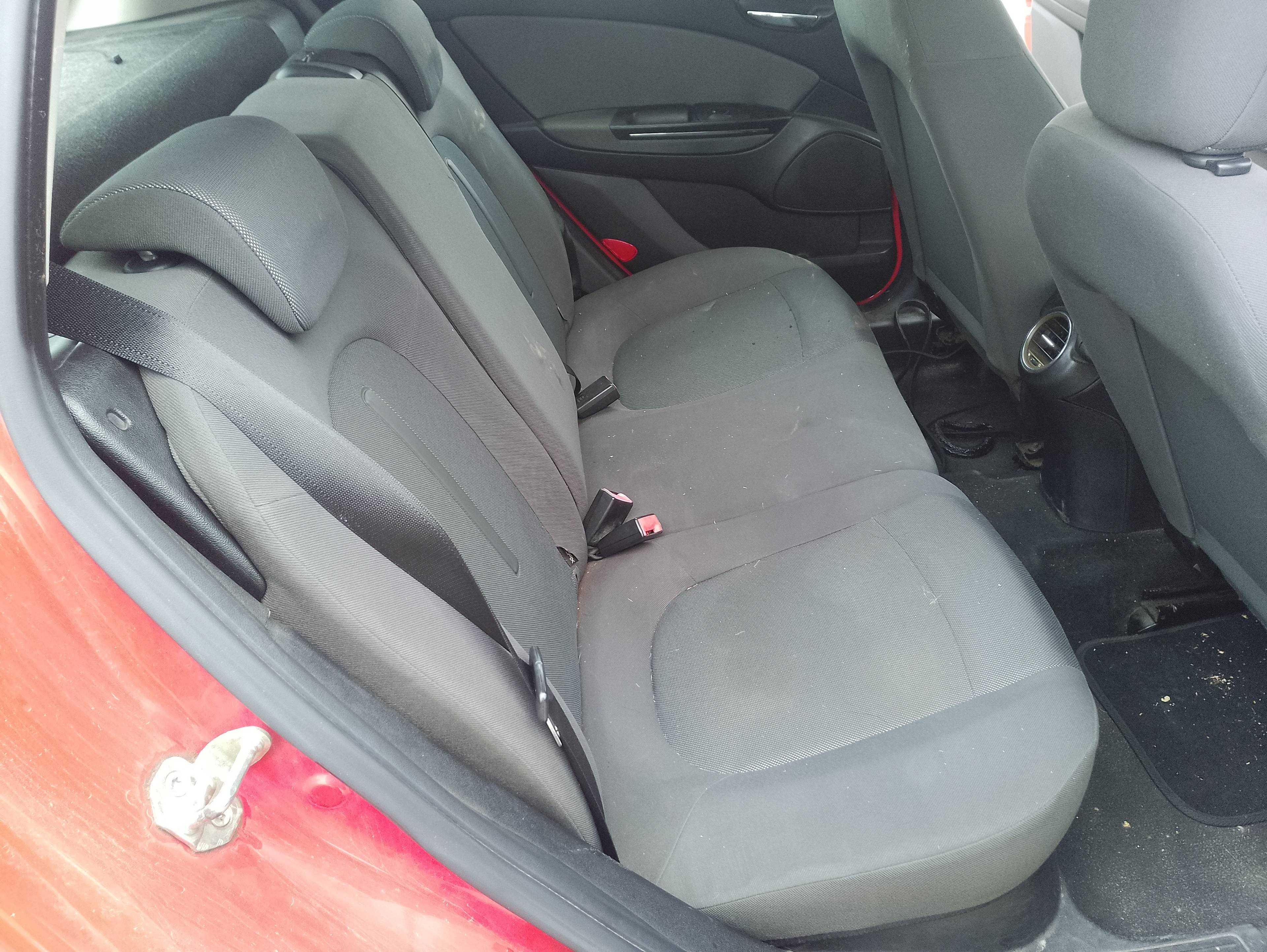 Recambio de asientos traseros para fiat bravo (198) 1.9 active multijet referencia OEM IAM   