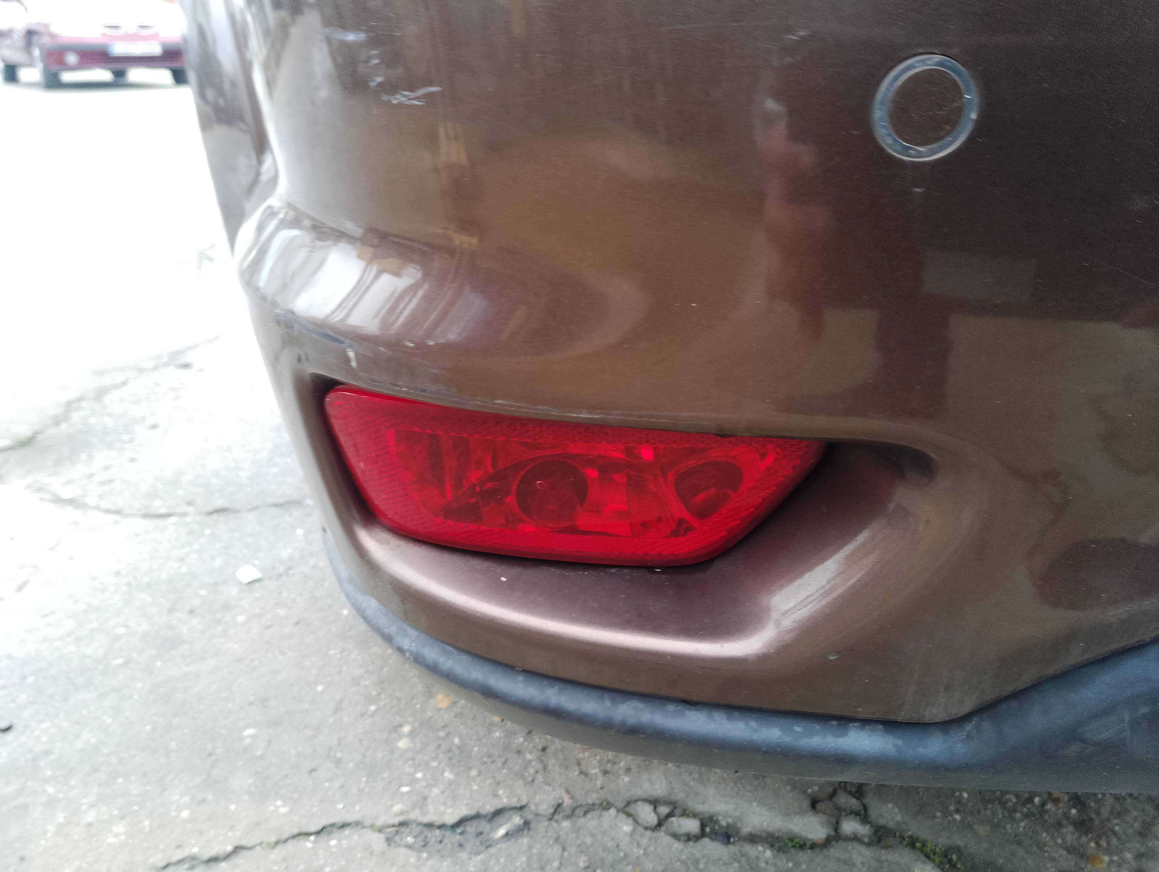 Recambio de faro antiniebla trasero izquierdo para fiat freemont (345) urban referencia OEM IAM   