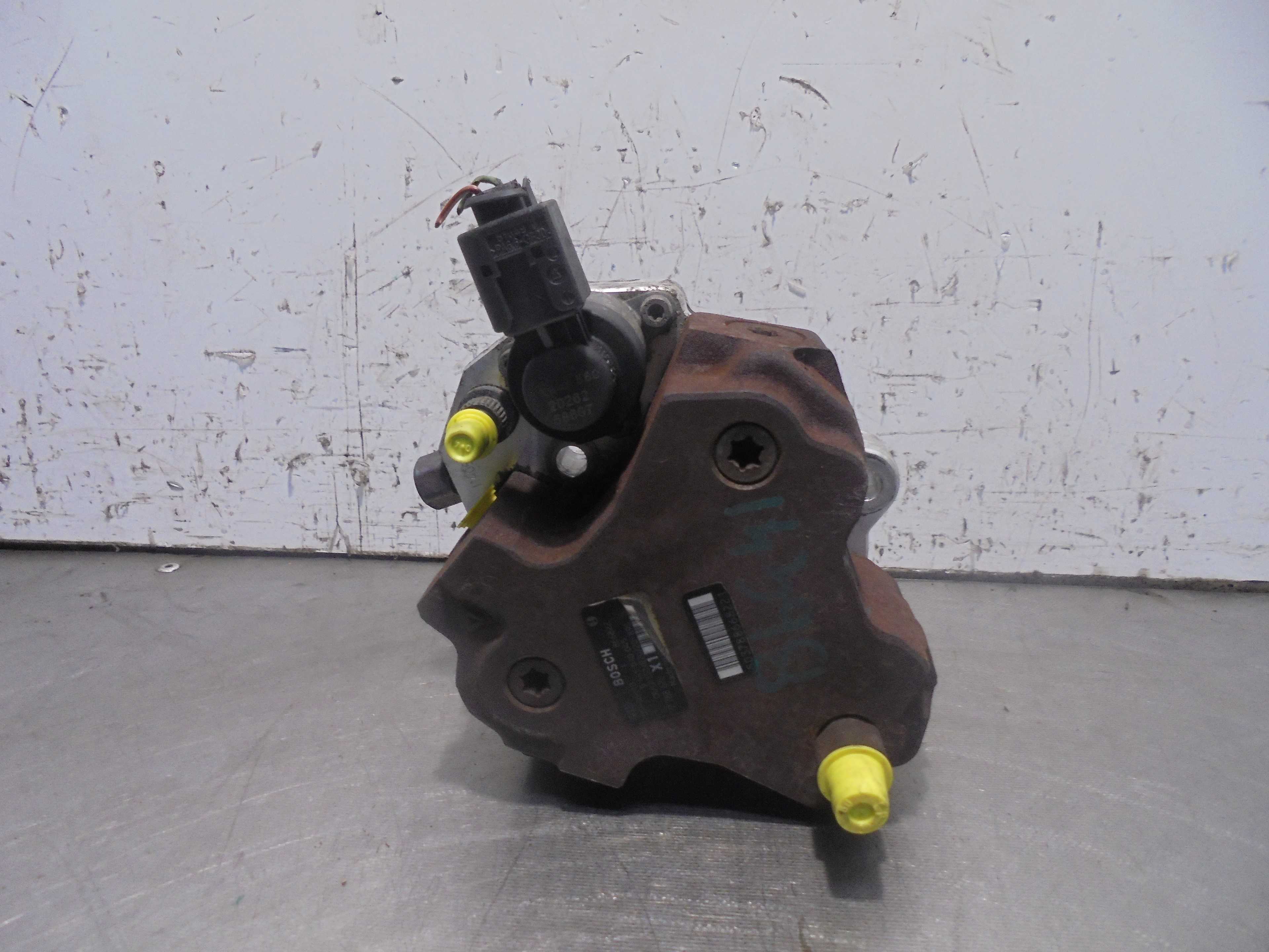 Recambio de bomba inyeccion para bmw serie 3 berlina (e90) 320d referencia OEM IAM 7788670 BOSCH 