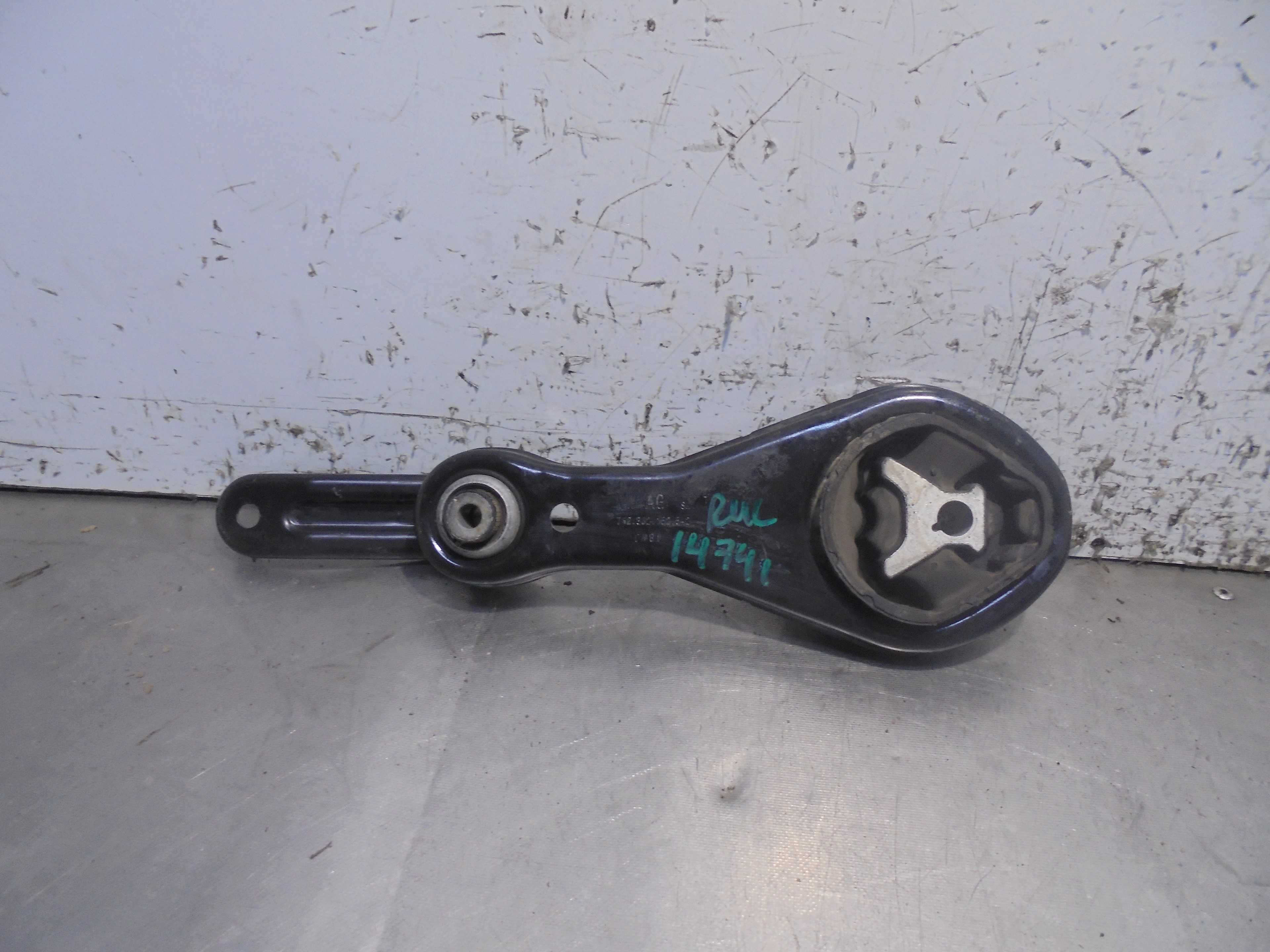 Recambio de soporte motor trasero para volkswagen t-cross advance referencia OEM IAM 2Q0199851AD  