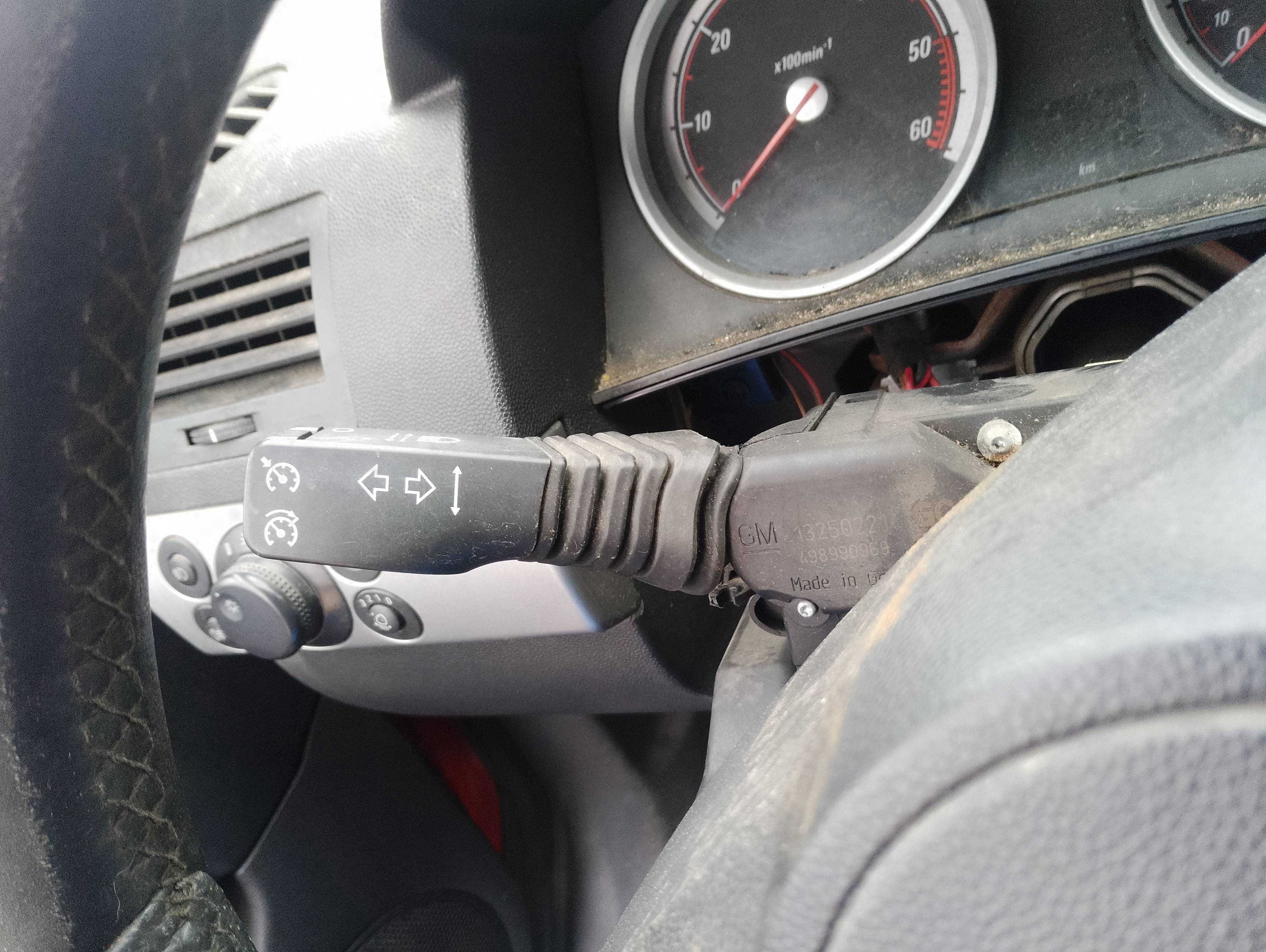 Recambio de mando intermitentes para opel astra gtc cosmo referencia OEM IAM   
