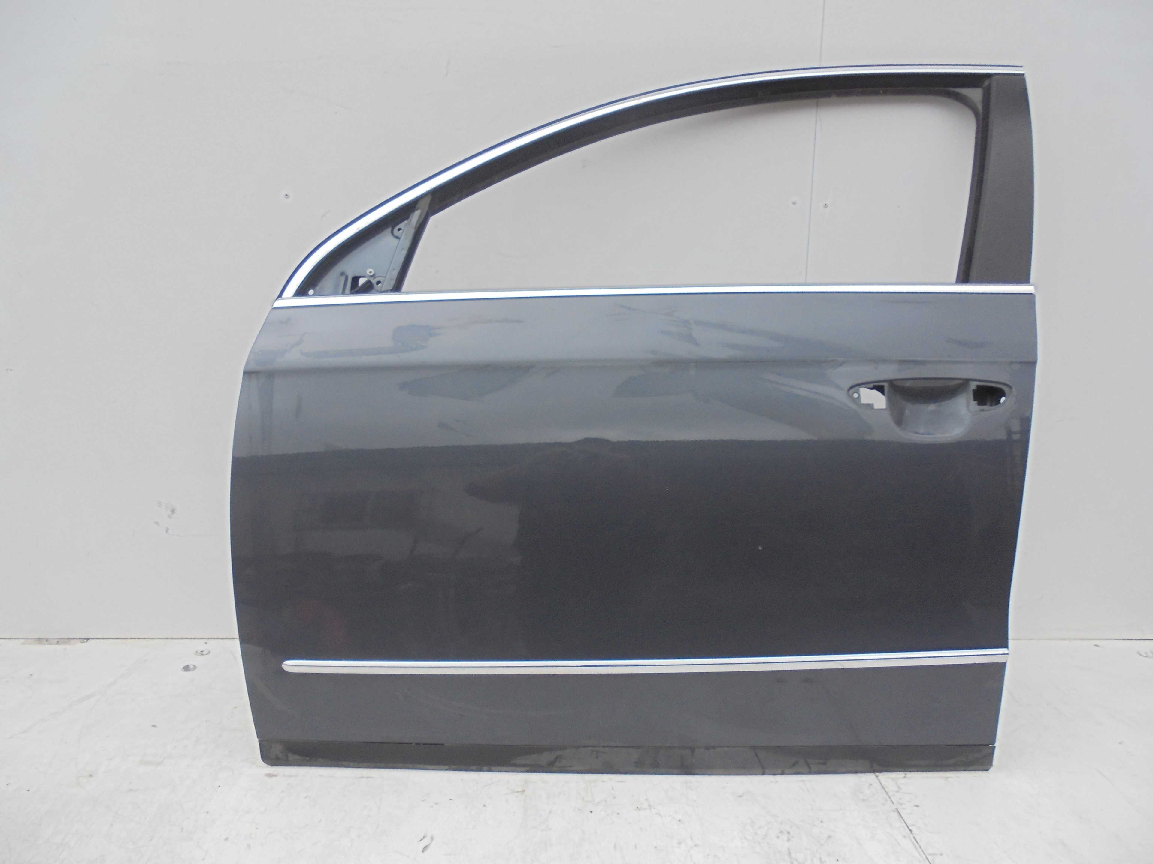 Recambio de puerta delantera izquierda para volkswagen passat berlina (3c2) 2.0 tdi referencia OEM IAM   