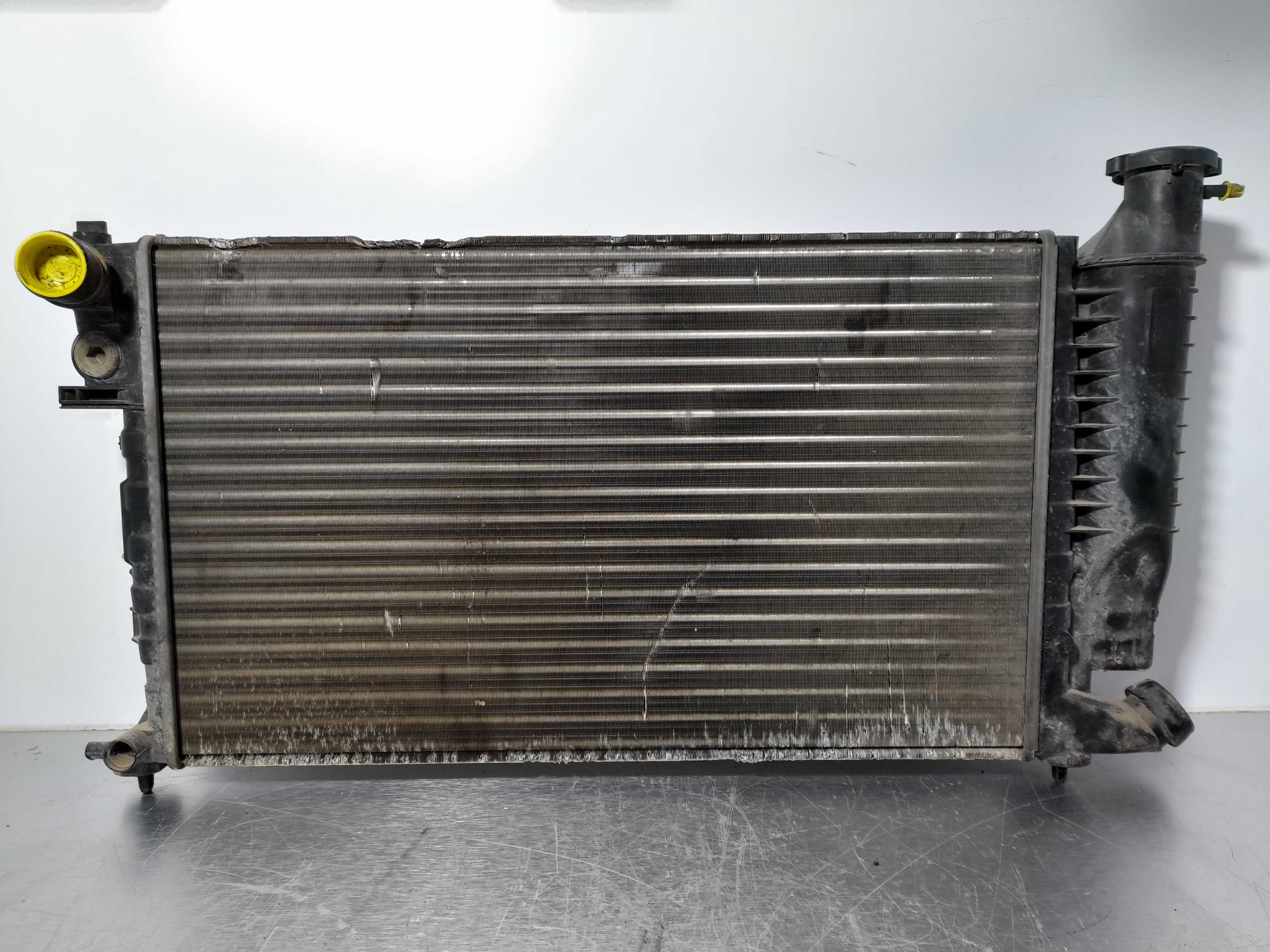 Recambio de radiador agua para citroën zx 1.4 tonic referencia OEM IAM 851022W VALEO 