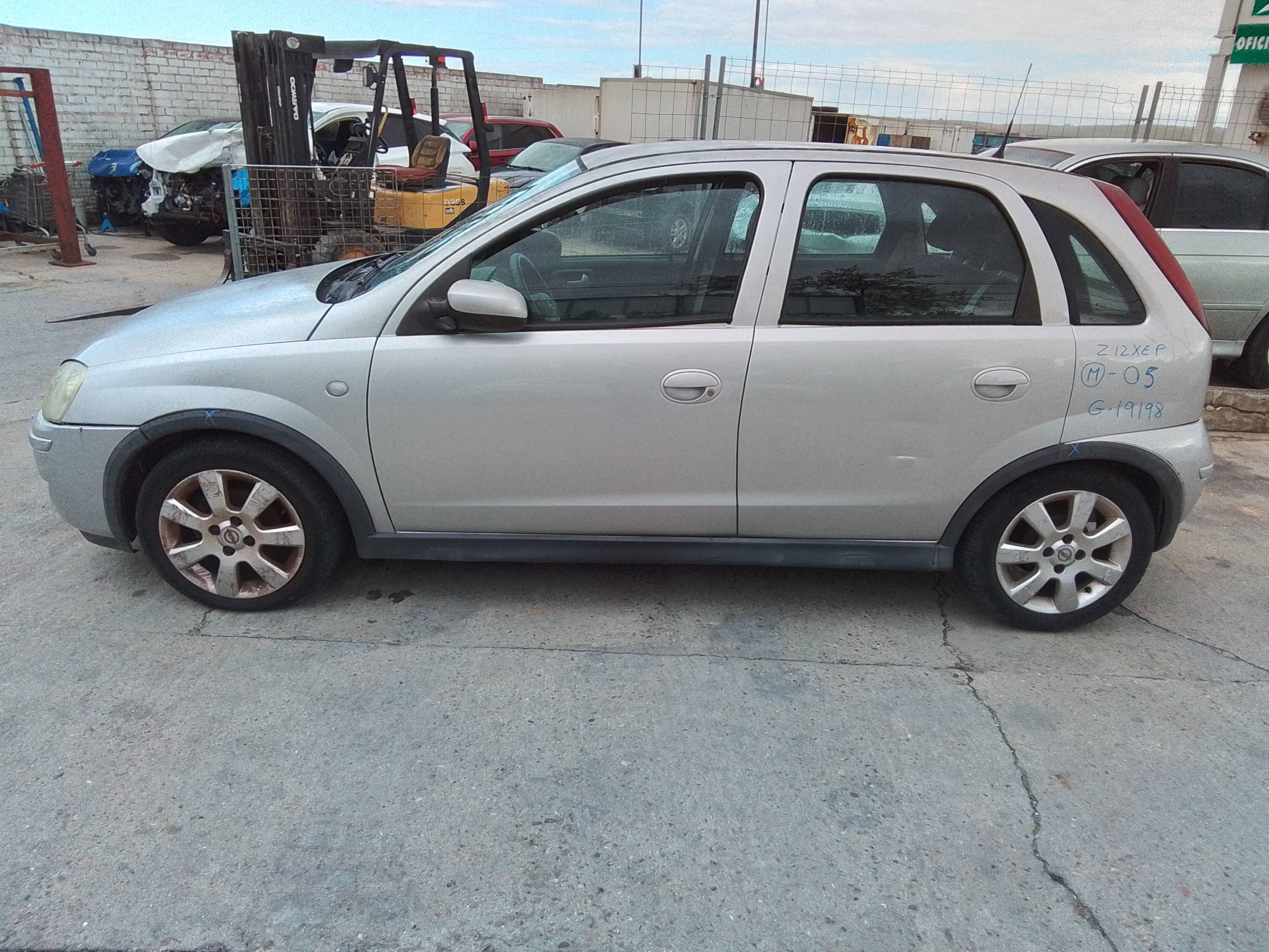 opel corsa c del año 2005