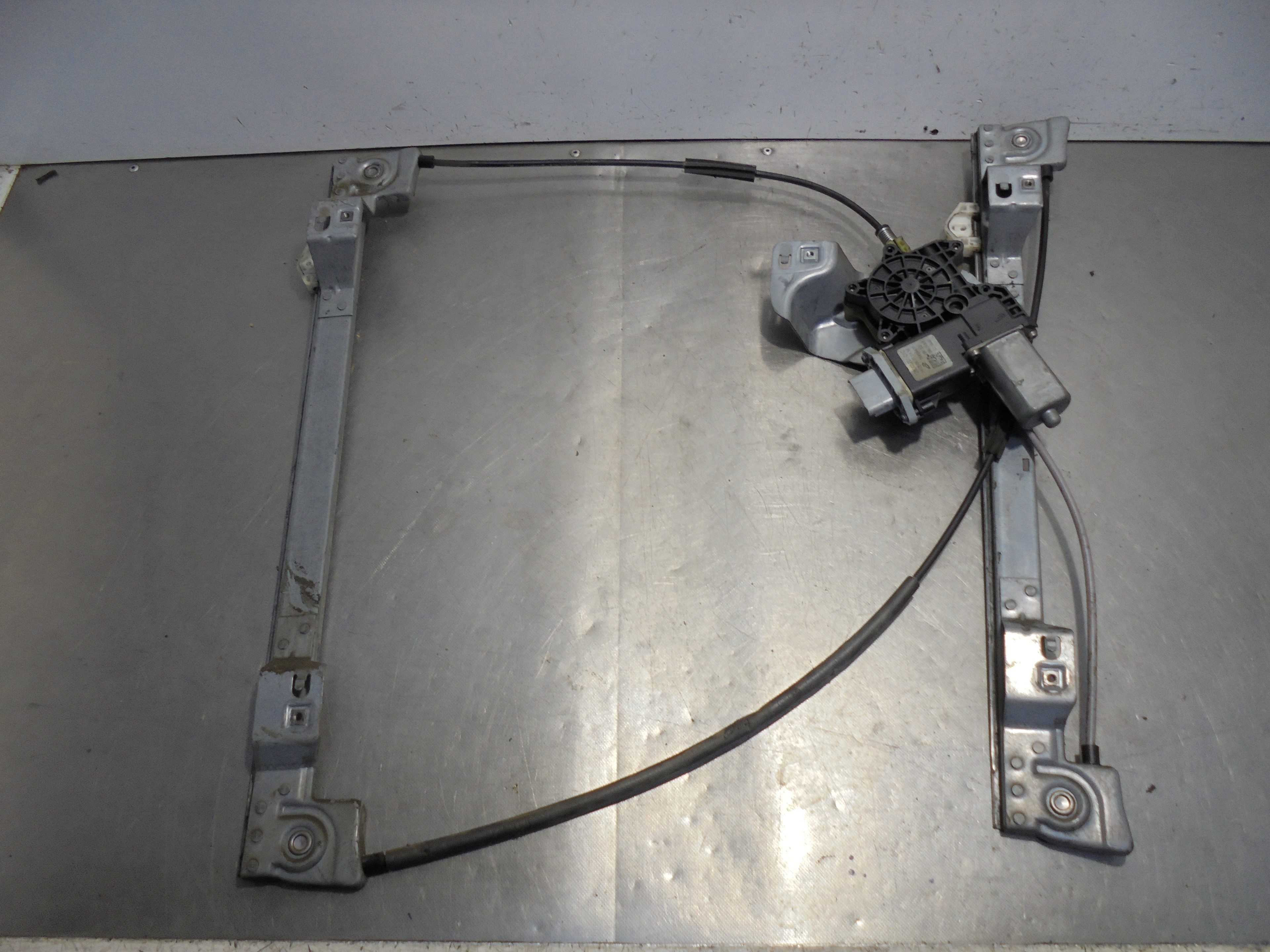 Recambio de elevalunas delantero izquierdo para renault kangoo expression referencia OEM IAM 12800120101C  