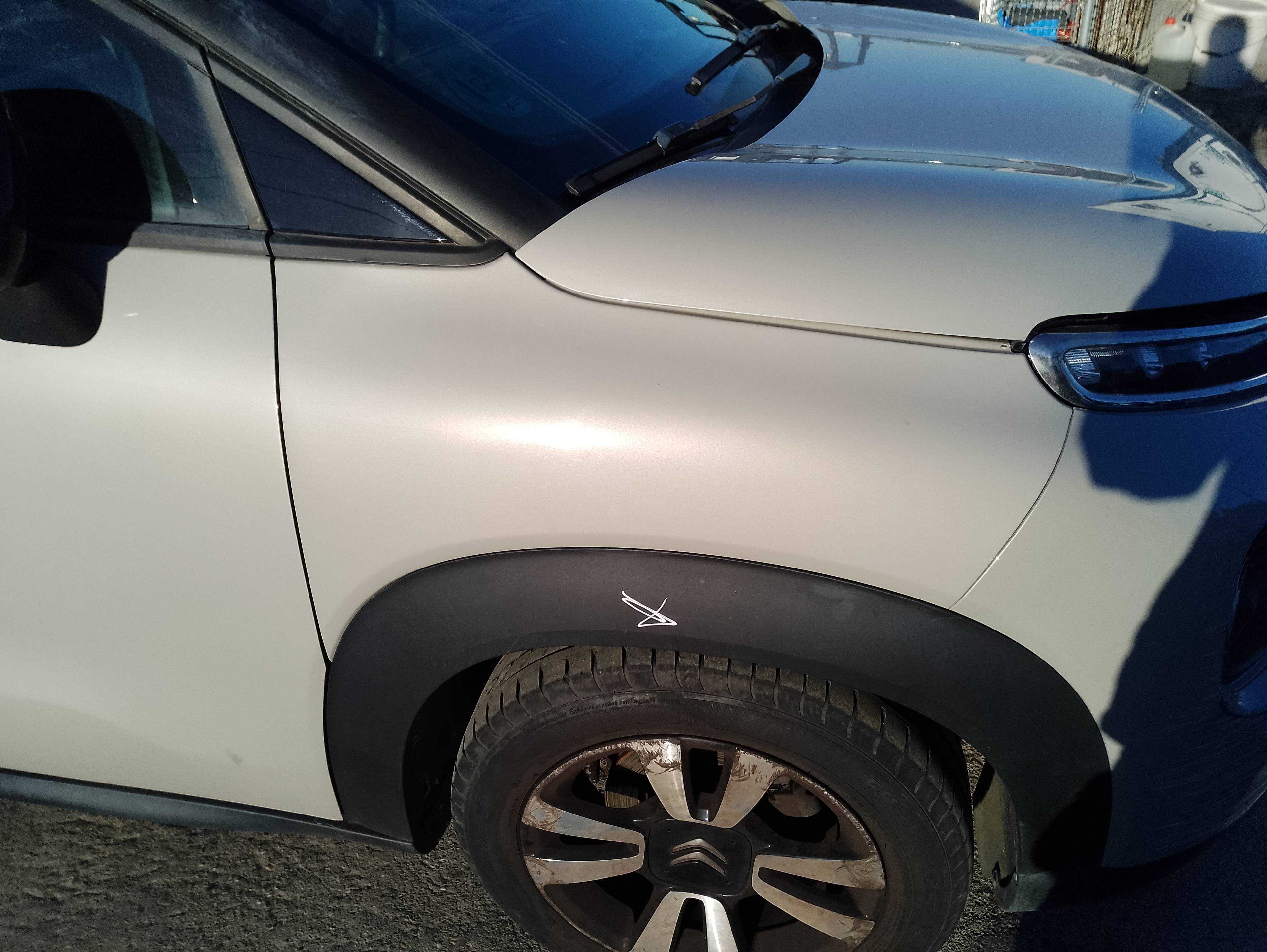 Recambio de aleta delantera derecha para citroën c3 aircross rip curl referencia OEM IAM   