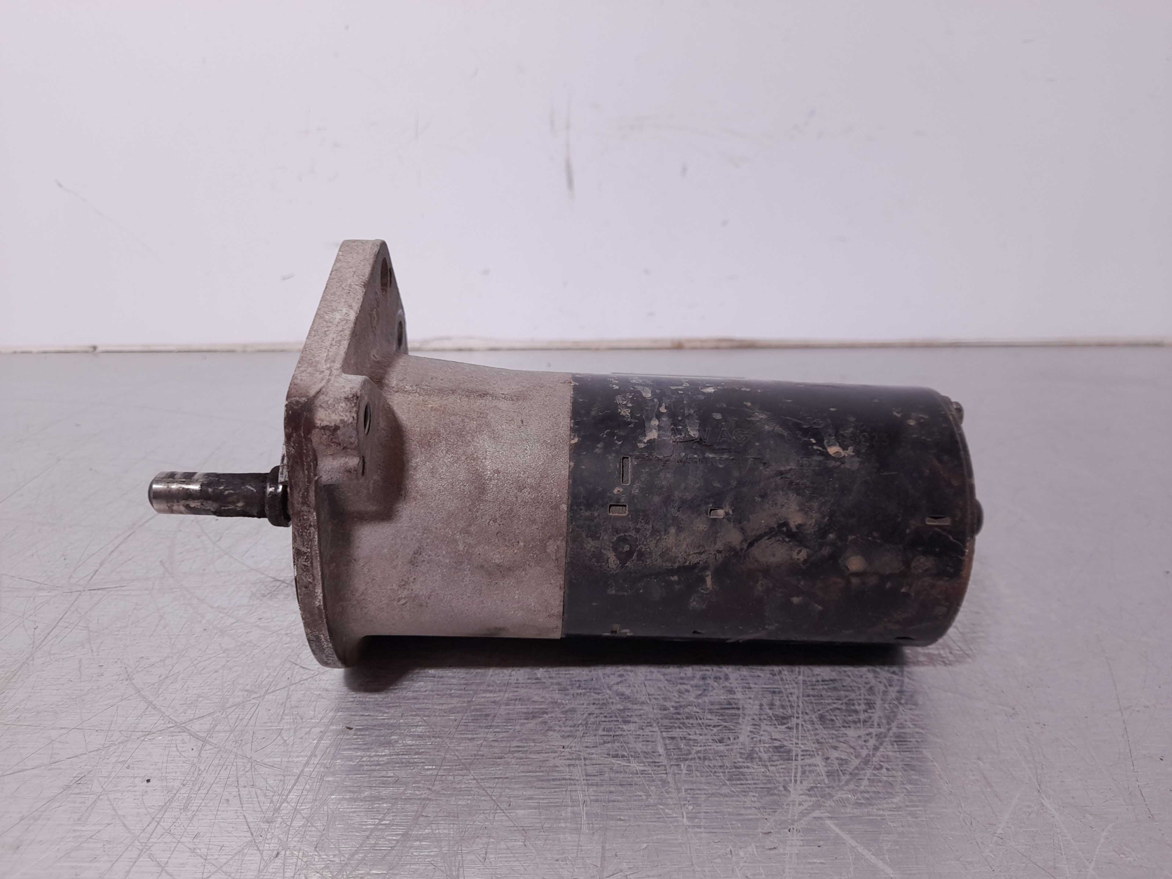 Recambio de motores de arranque para seat ibiza (6k1) select referencia OEM IAM 0001107025 BOSCH 