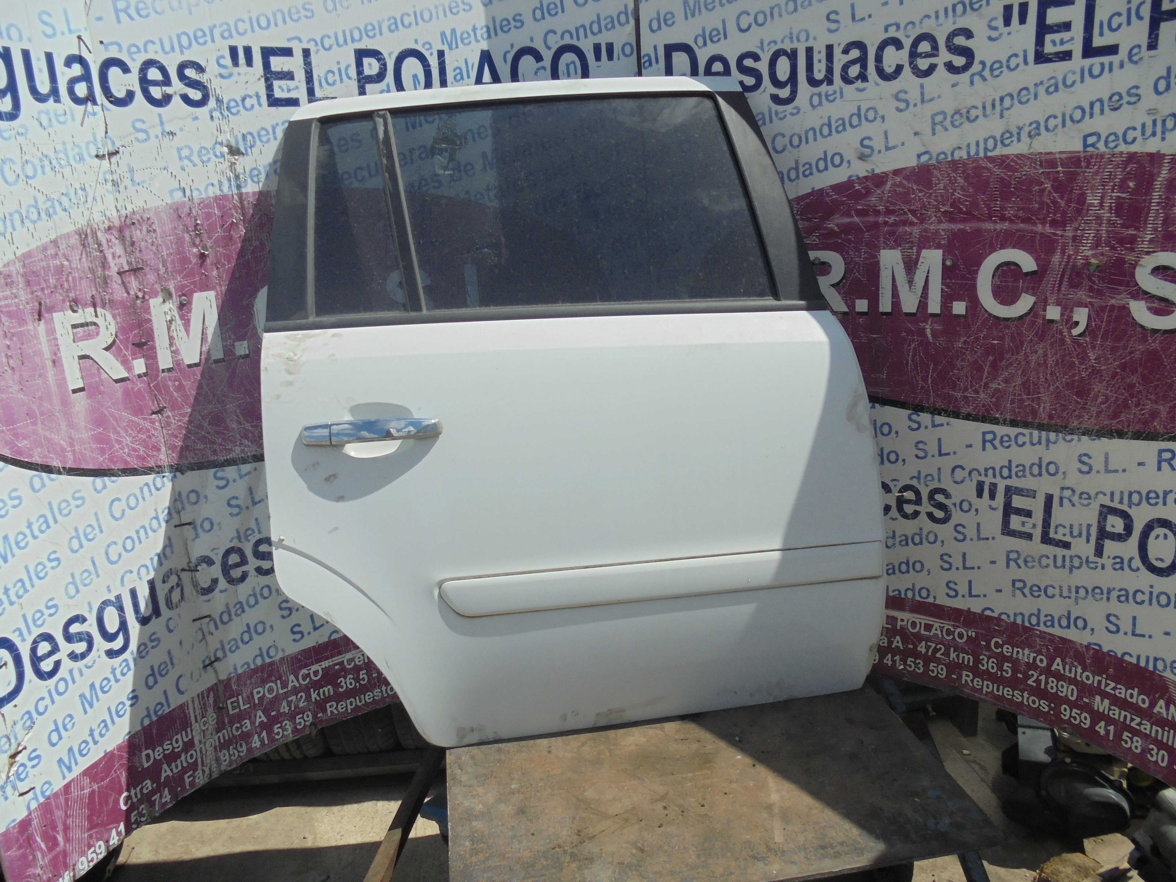 Recambio de puerta trasera derecha para opel zafira b cosmo referencia OEM IAM   