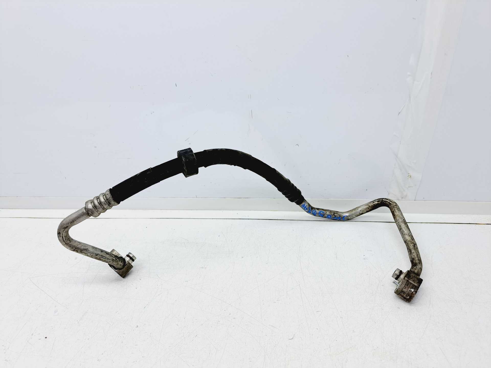 Recambio de tubos aire acondicionado para volkswagen passat berlina (3c2) 2.0 tdi referencia OEM IAM 3C0820721R  