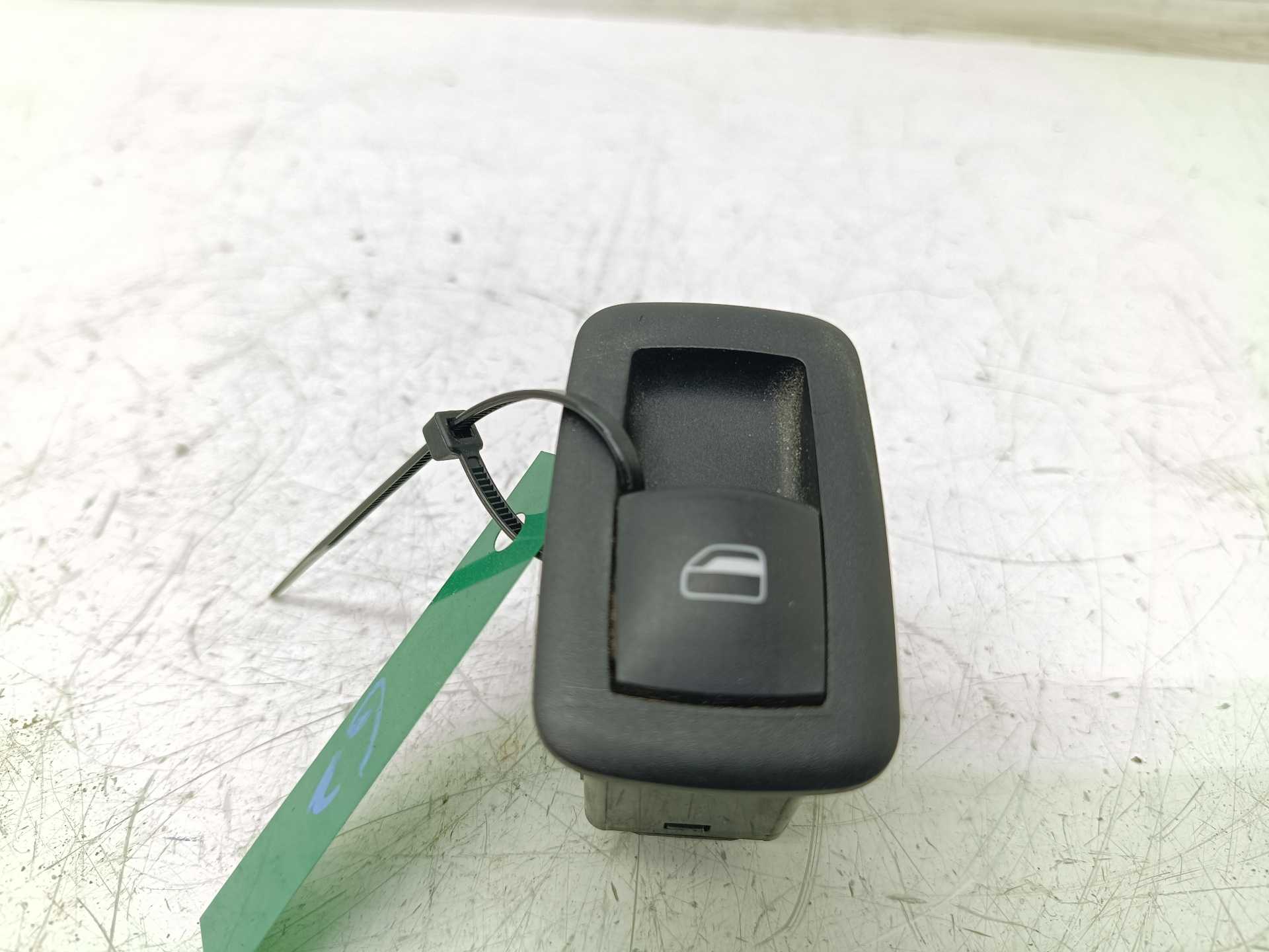 Recambio de mando elevalunas trasero derecho para fiat freemont (345) urban referencia OEM IAM 56046832AB 10017668 