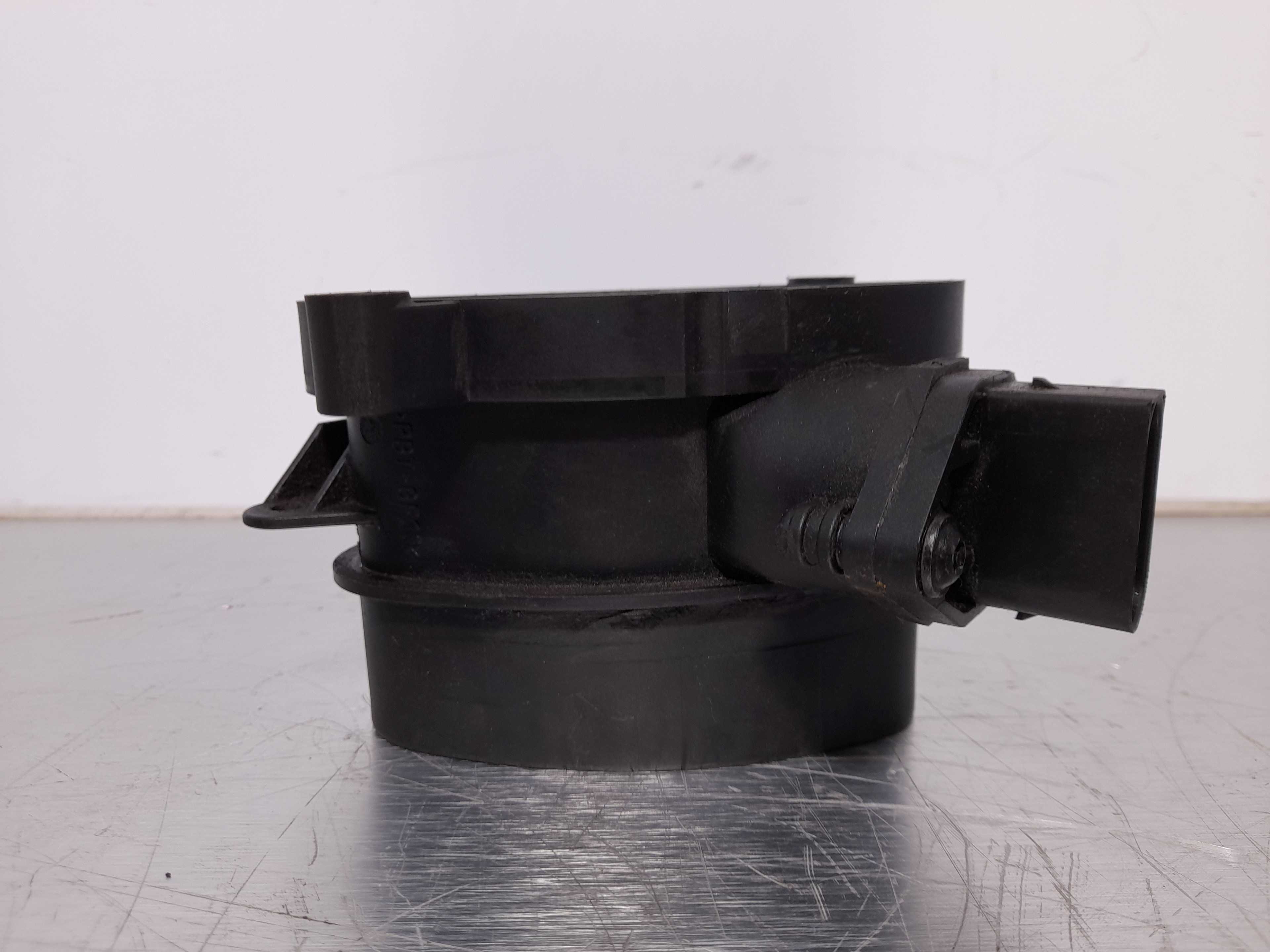 Recambio de caudalimetro para bmw serie 3 berlina (e46) 320d referencia OEM IAM 0928400468 BOSCH 