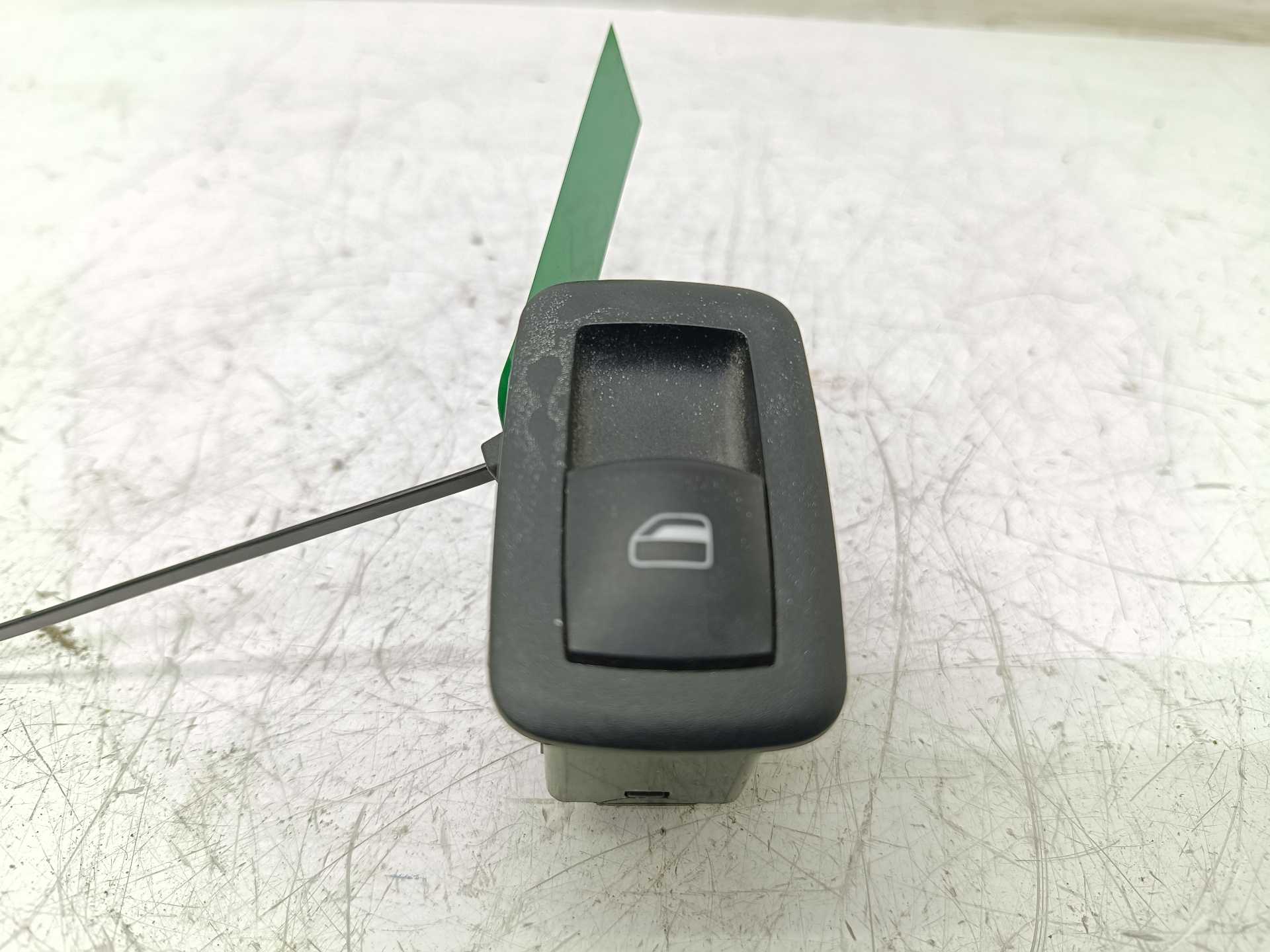 Recambio de mando elevalunas trasero izquierdo para fiat freemont (345) urban referencia OEM IAM 56046832AB 10017668 