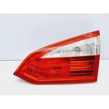 PILOTO PORTON TRASERO DERECHO BM5113A602DC VISTEON 