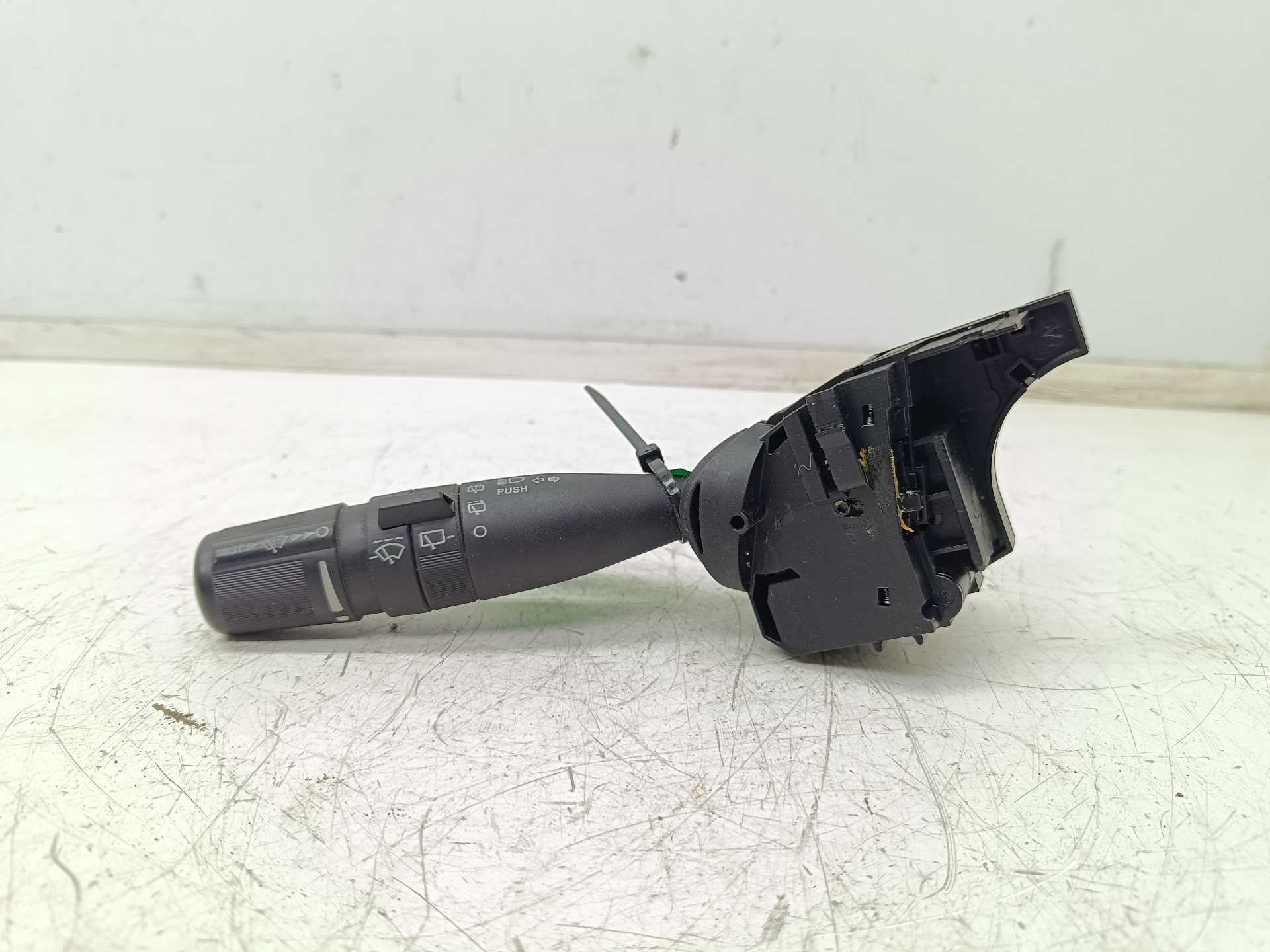 Recambio de mando intermitentes para fiat freemont (345) urban referencia OEM IAM 56046118AD 30505V 