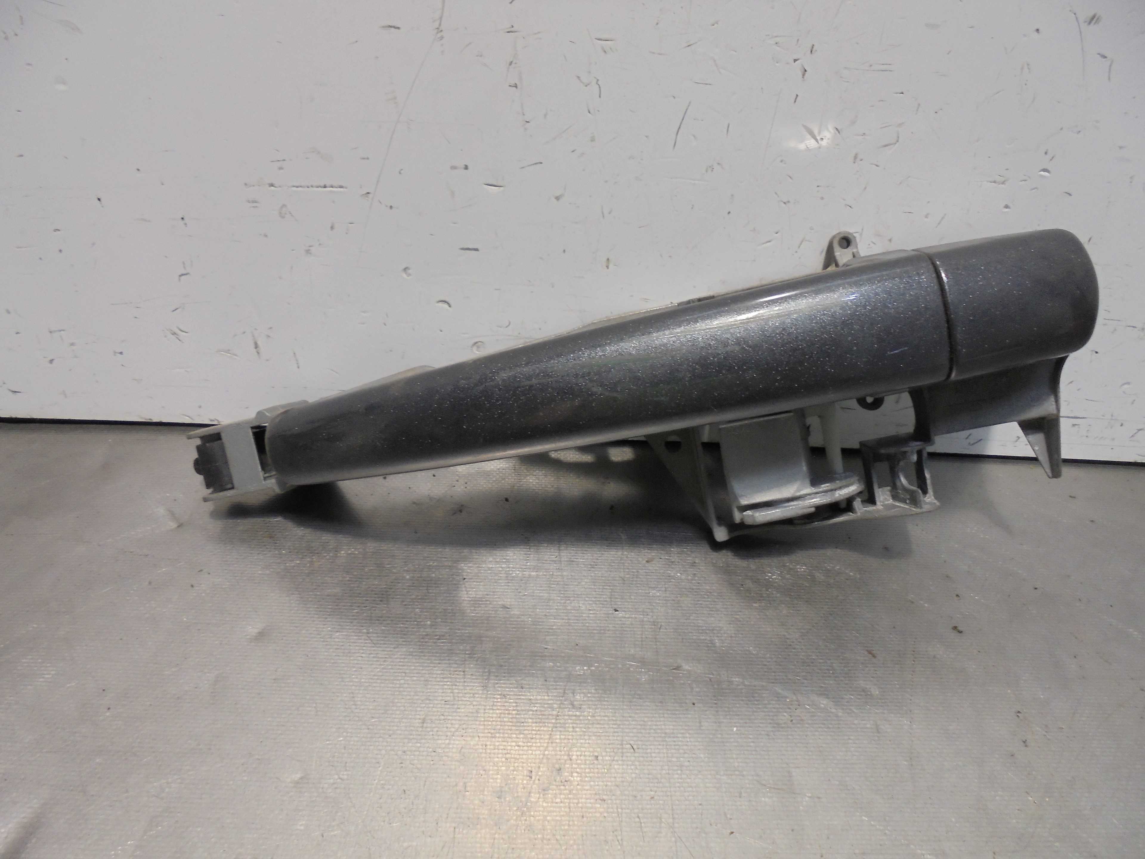 Recambio de maneta exterior trasera derecha para peugeot 5008 1.6 hdi fap referencia OEM IAM 9684559980  