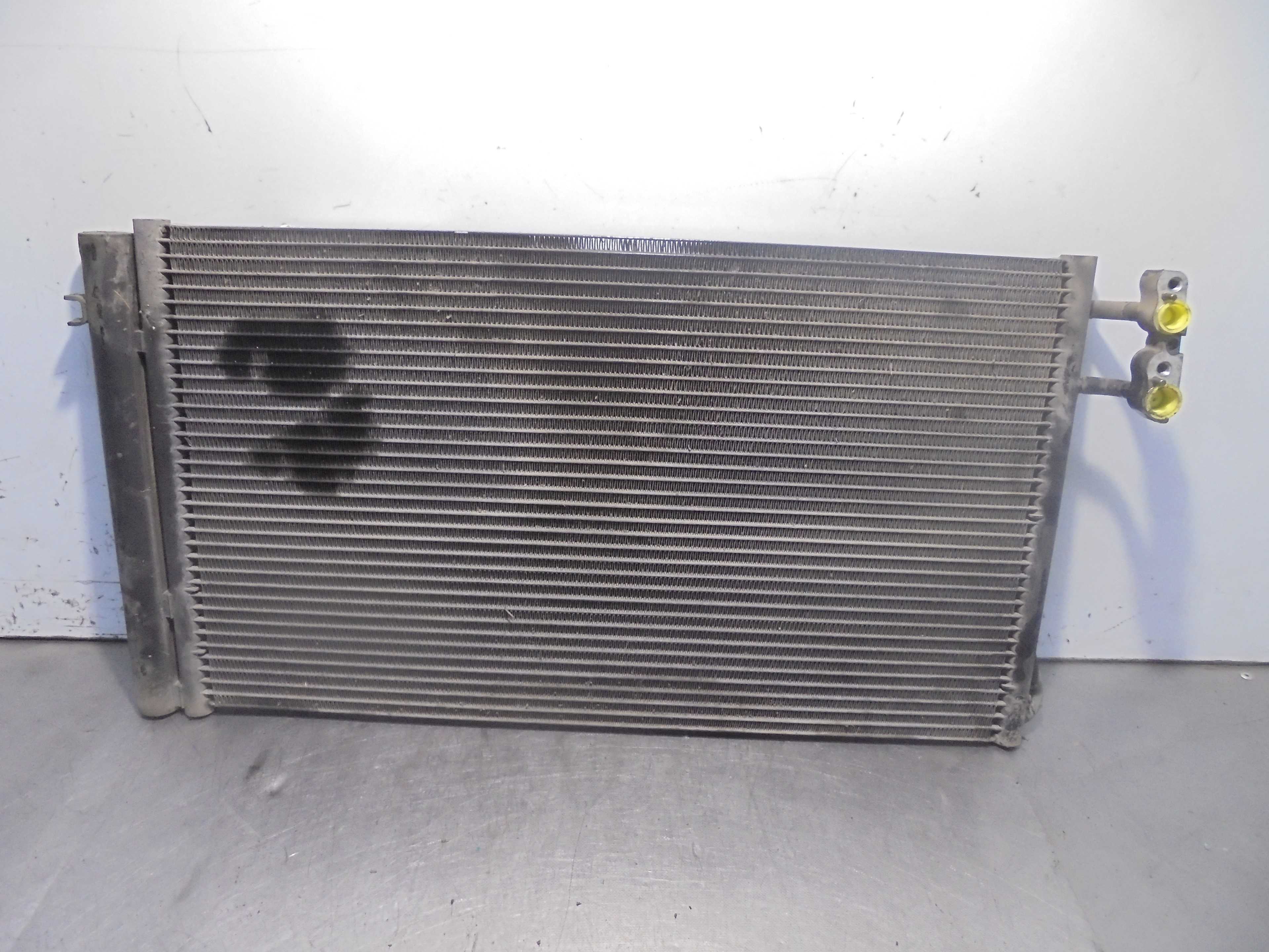 Recambio de condensador / radiador aire acondicionado para bmw serie 3 berlina (e90) 320d referencia OEM IAM 6930039  