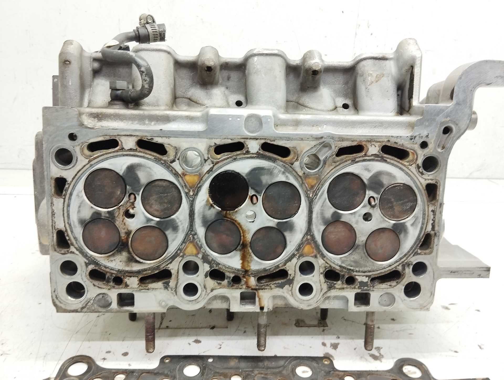 Recambio de culata para volkswagen touareg (7la) tdi v6 referencia OEM IAM   